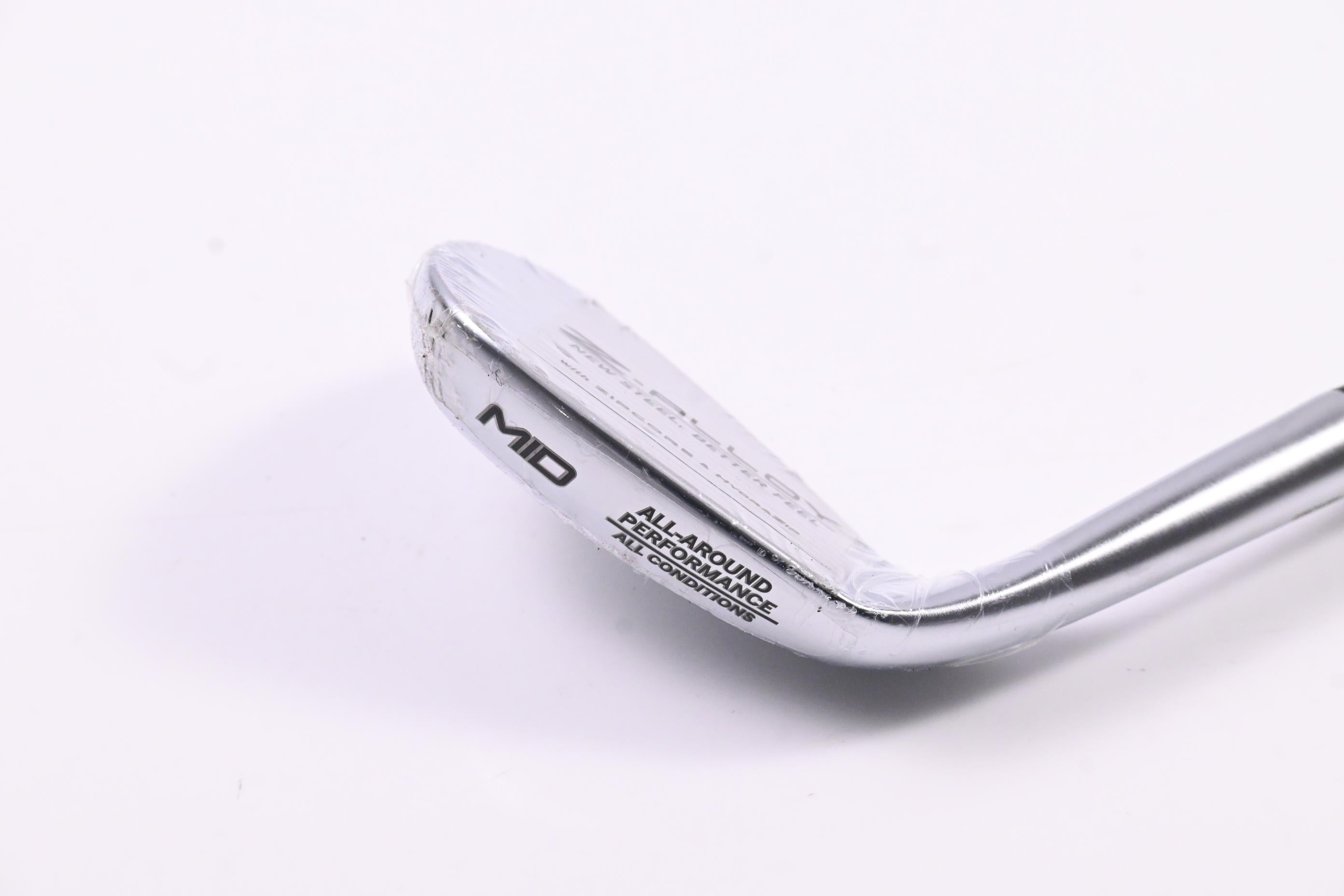 Cleveland RTZ Gap Wedge / 52 Degree / Wedge Flex Dynamic Gold Spinner Shaft
