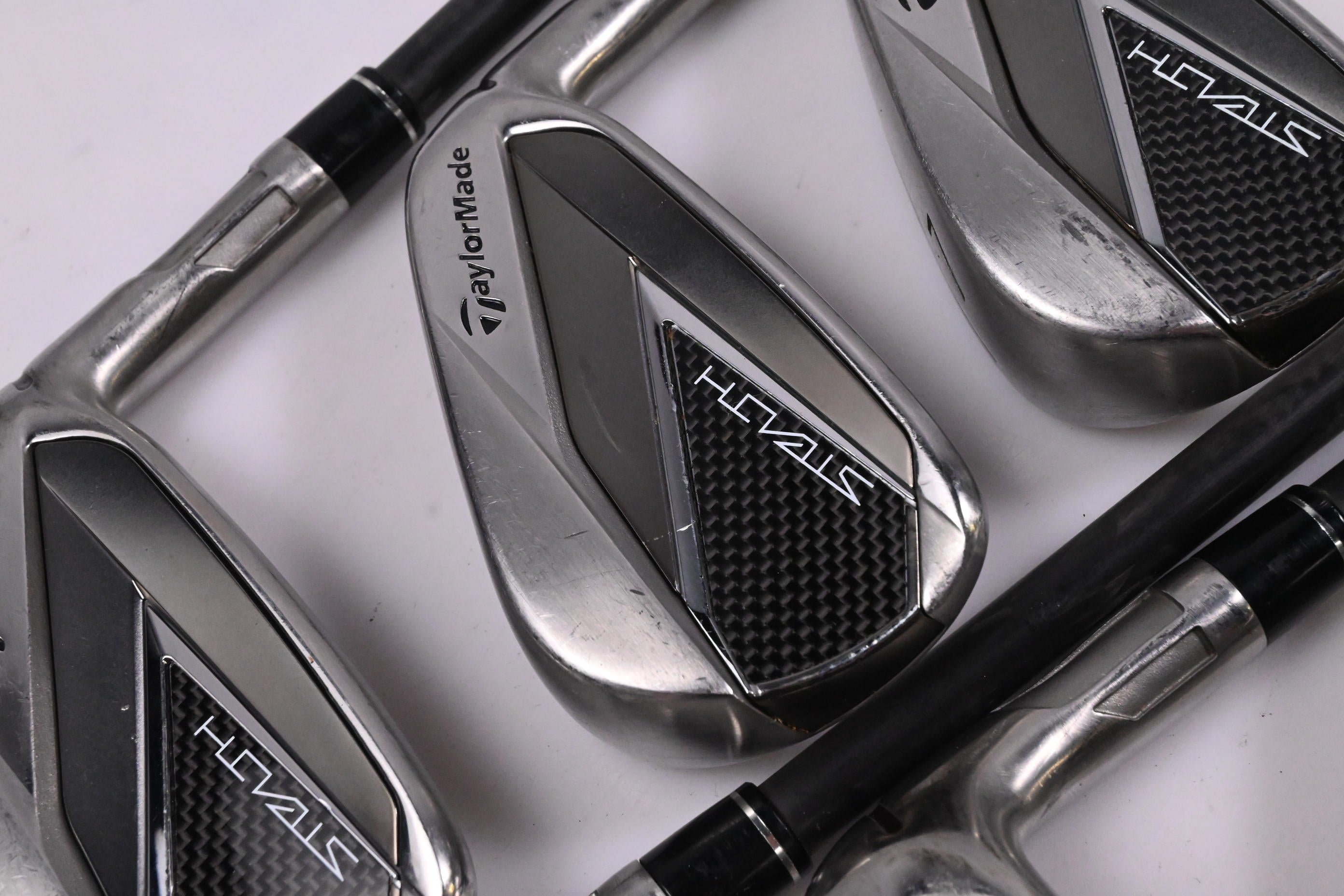 Taylormade Stealth Irons / 5-PW / Regular Flex VA Composite Baddazz 65 Shafts