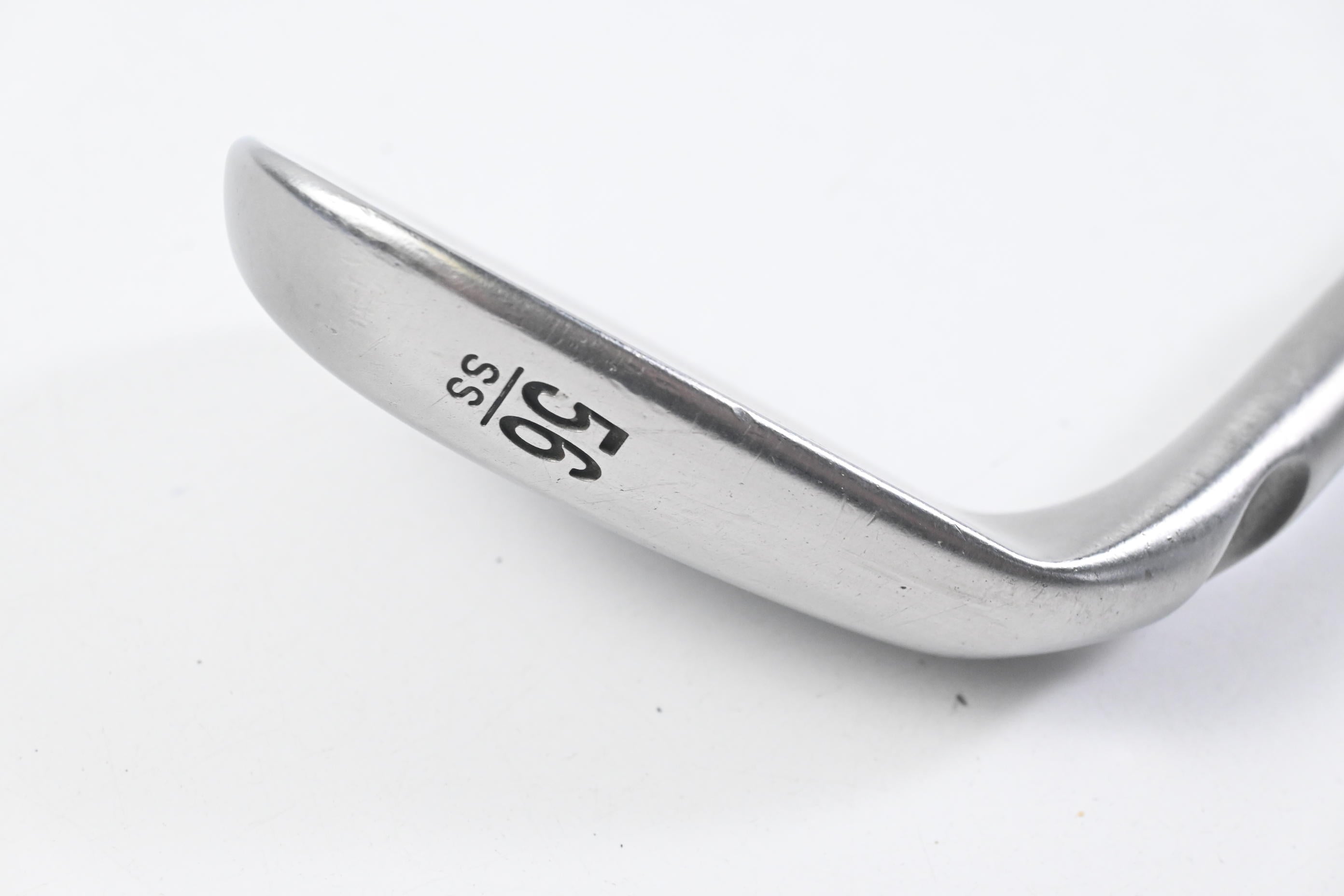 Ping Tour Gorge Sand Wedge / 56 Degree / Black Dot / Regular Flex Ping CFS