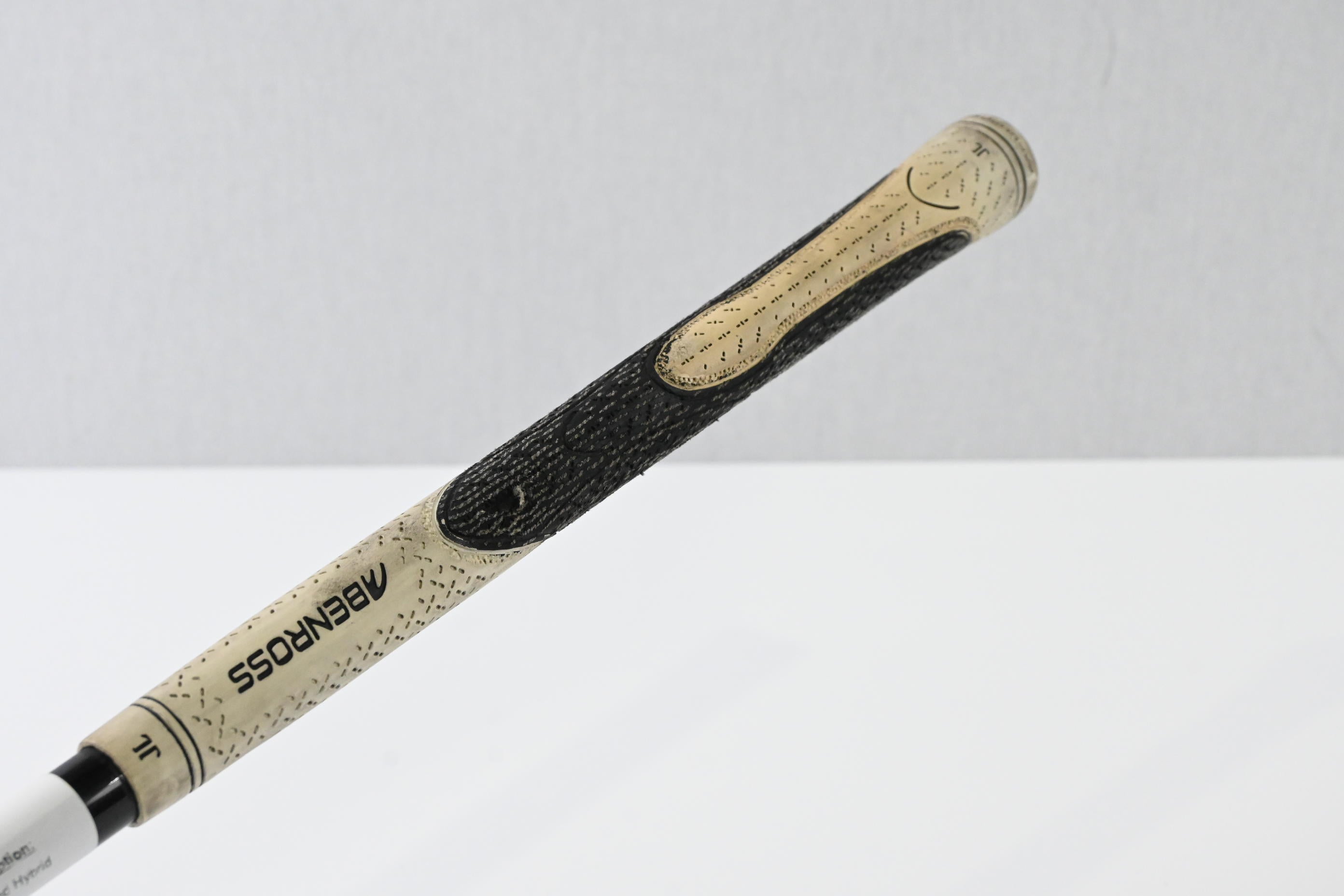 Benross Quad Speed #3 Hybrid / 20 Degree / Regular Flex Aldila HotCore Shaft