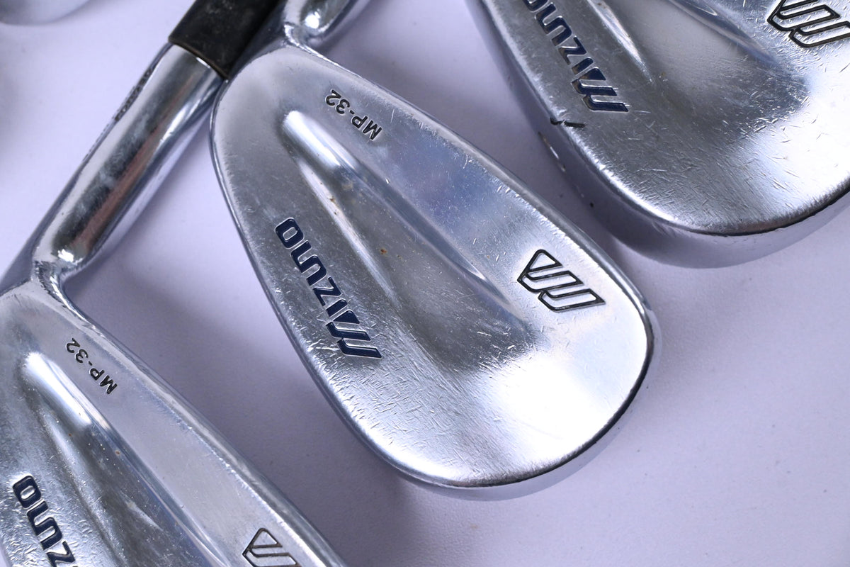 Mizuno MP-32 Irons / 3-PW / Regular Flex Dynamic Gold R300 Shafts