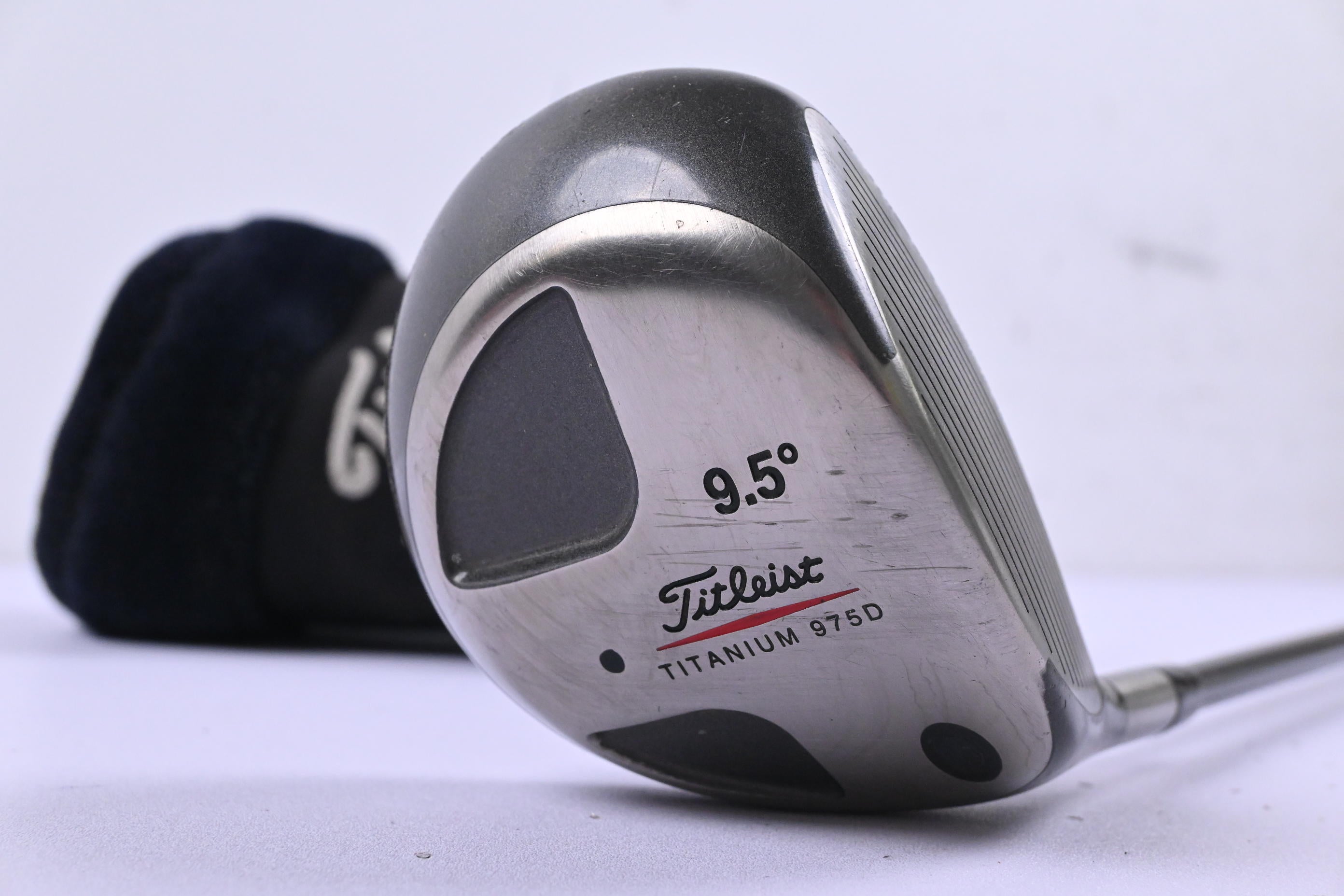 Titleist 975 D Driver / 9.5 Degree / Regular Flex Titleist Ultralite 65 Shaft