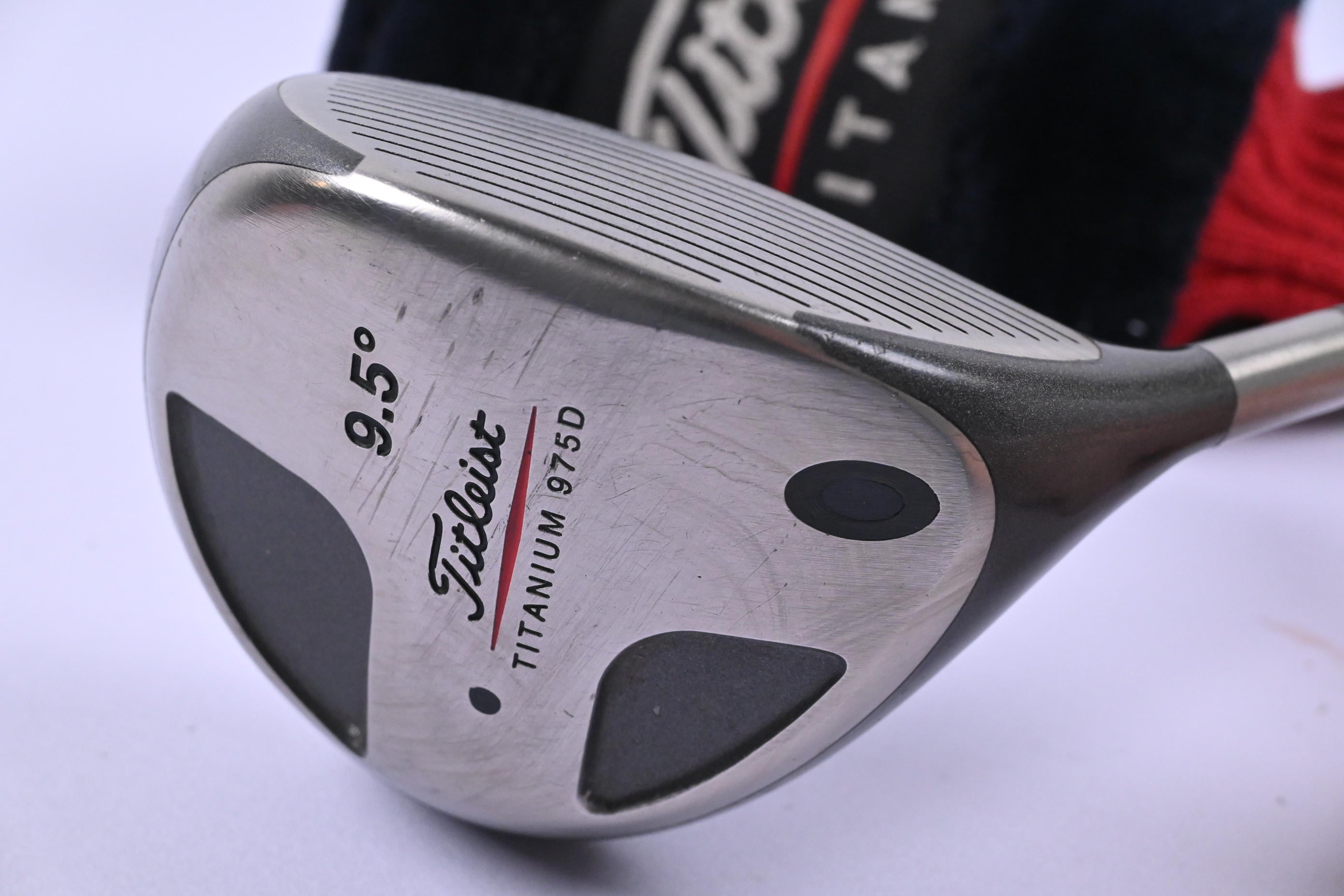 Titleist 975 D Driver / 9.5 Degree / Regular Flex Titleist Ultralite 65 Shaft