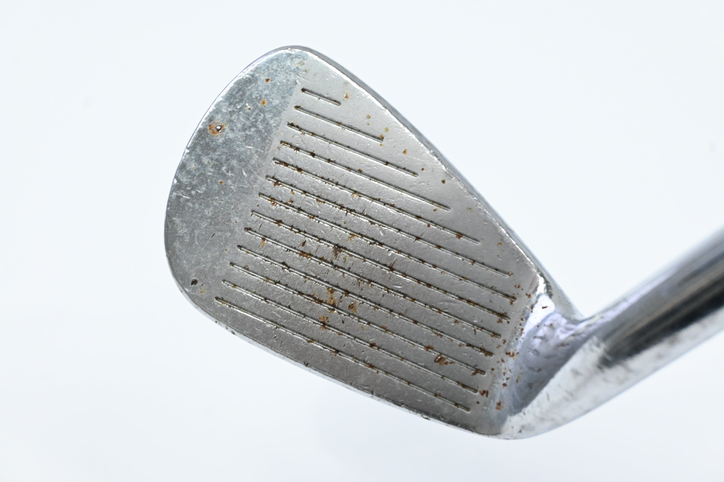 Mizuno MP-30 #8 Iron / Regular Flex Dynamic Gold R300 Shaft
