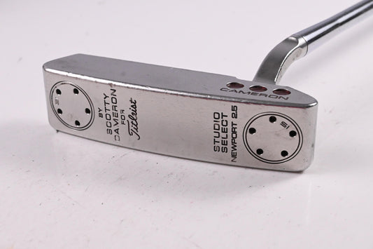 Scotty Cameron Studio Select Newport 2.5 Putter / 33 Inch