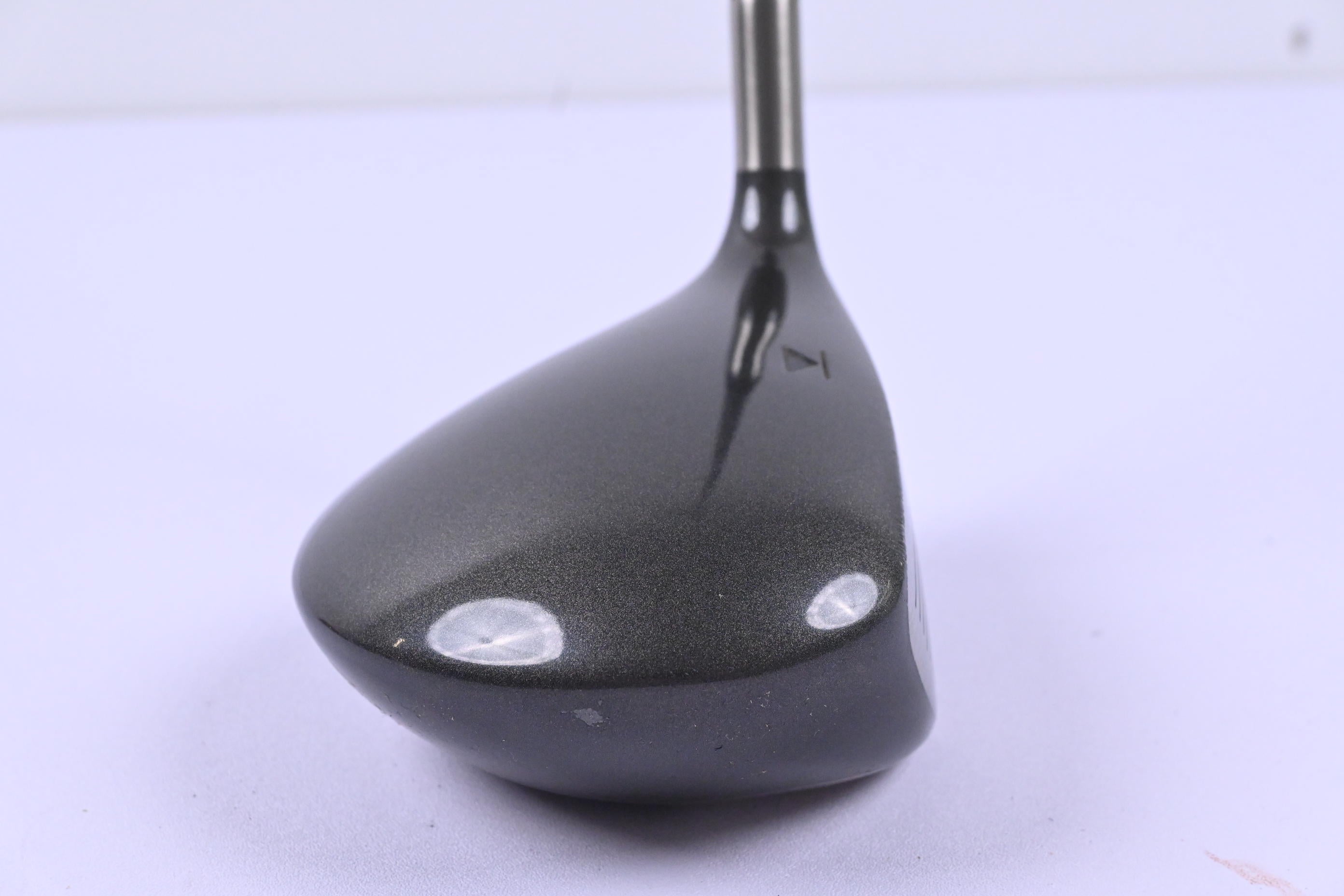 Titleist 975 D Driver / 9.5 Degree / Regular Flex Titleist Ultralite 65 Shaft