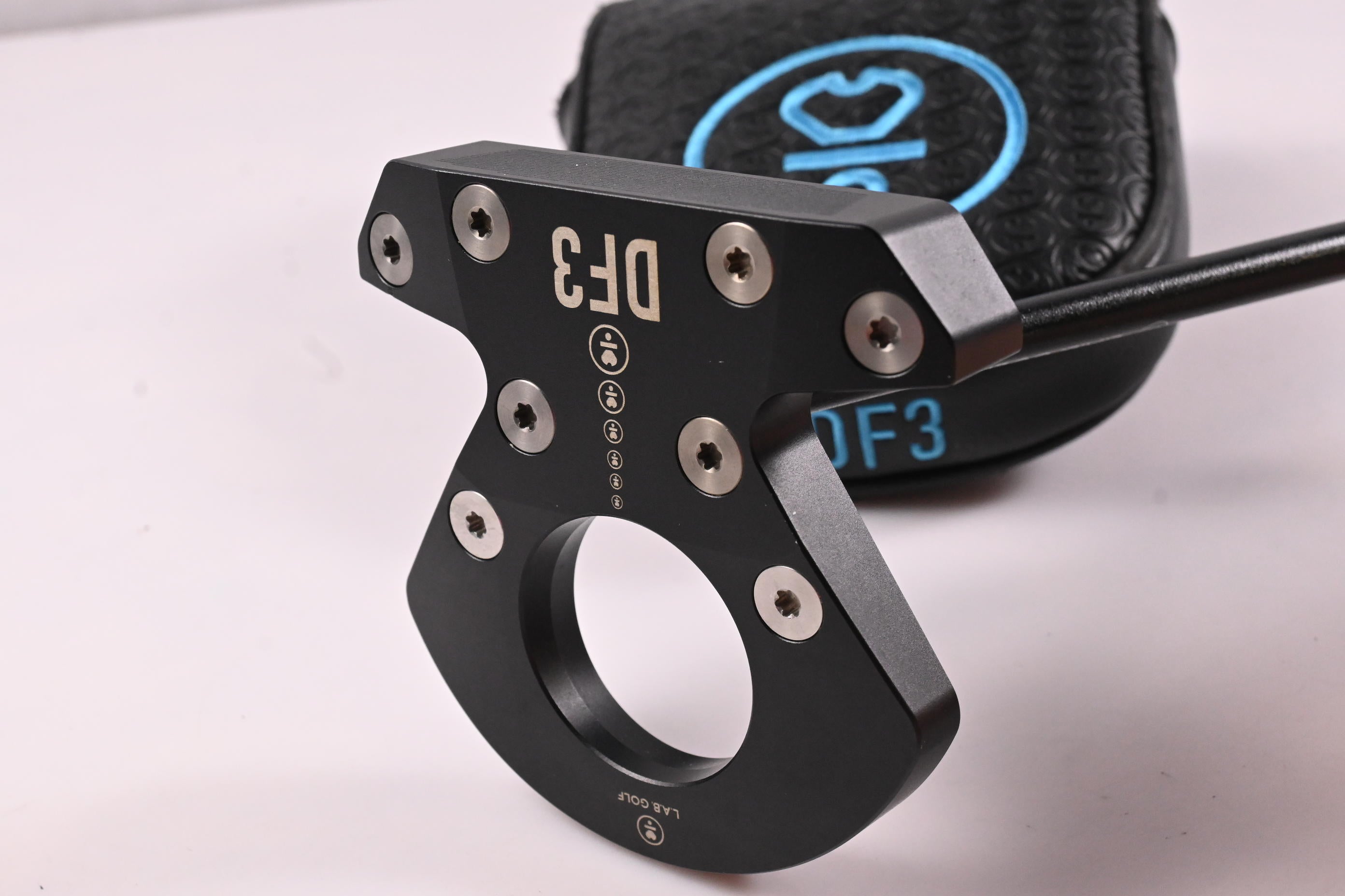 L.A.B Golf Directed Force 3 Putter / 35 Inch / Includes ACCRA X Black Shaft