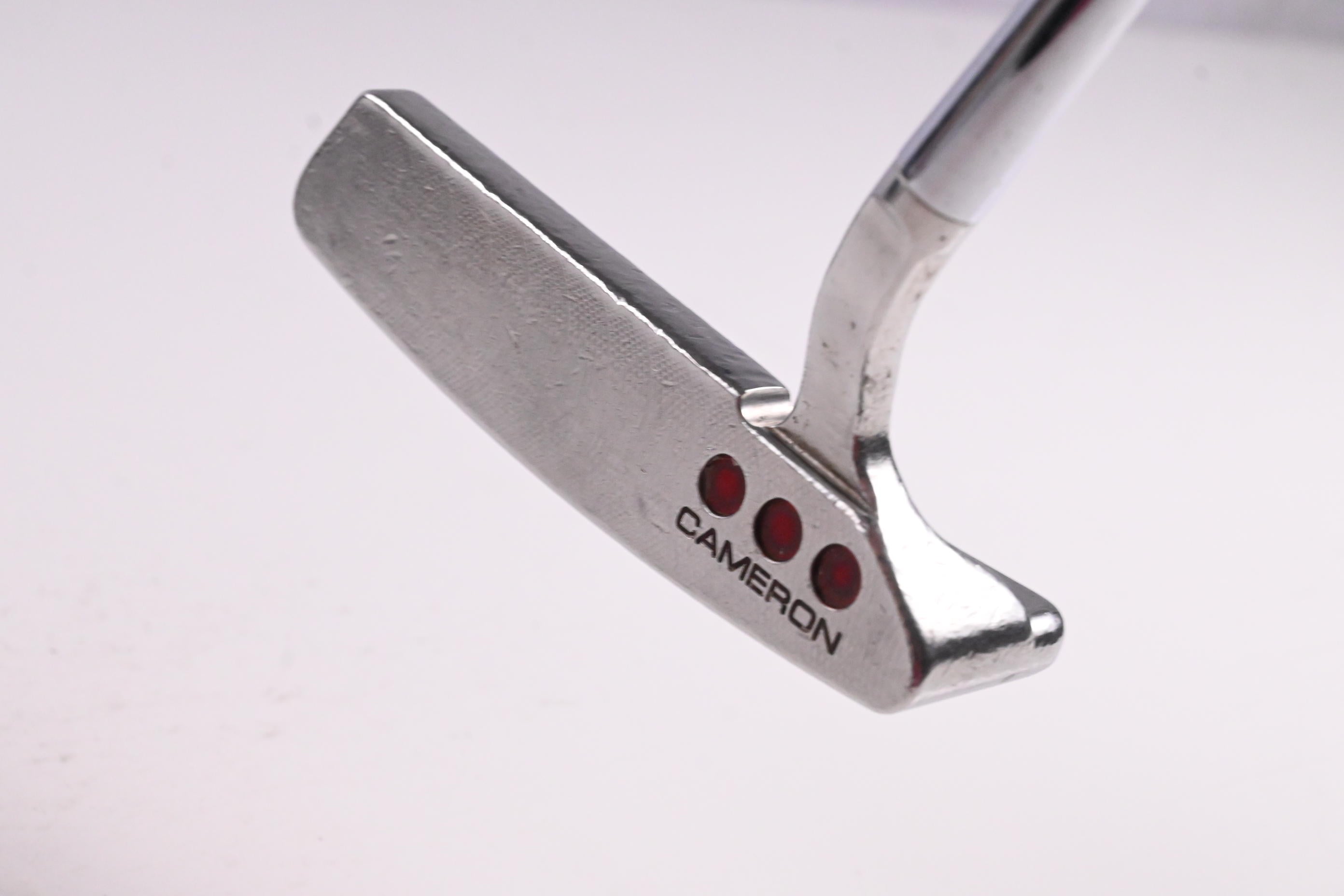 Scotty Cameron Studio Select Newport 2.5 Putter / 33 Inch