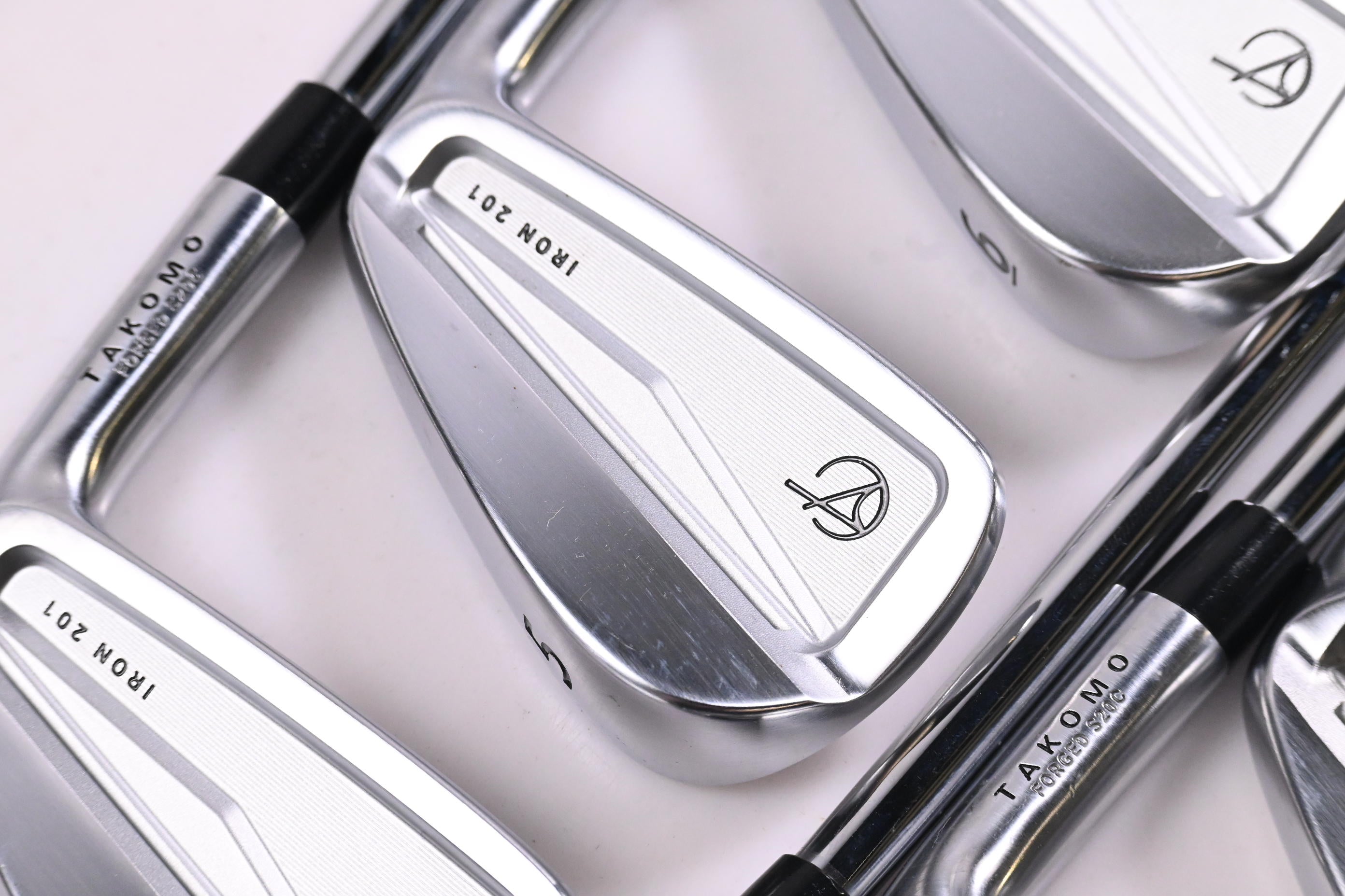 Takomo 201 Irons / 4-PW / Regular Flex KBS Tour Lite Shafts