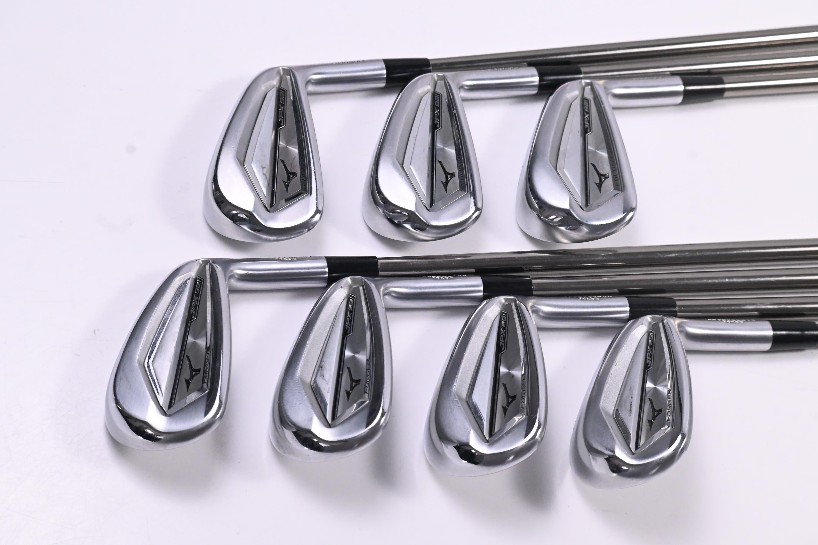 Mizuno JPX 921 Forged Irons / 5-PW+GW / Regular Flex UST Mamiya Recoil 95 Shafts