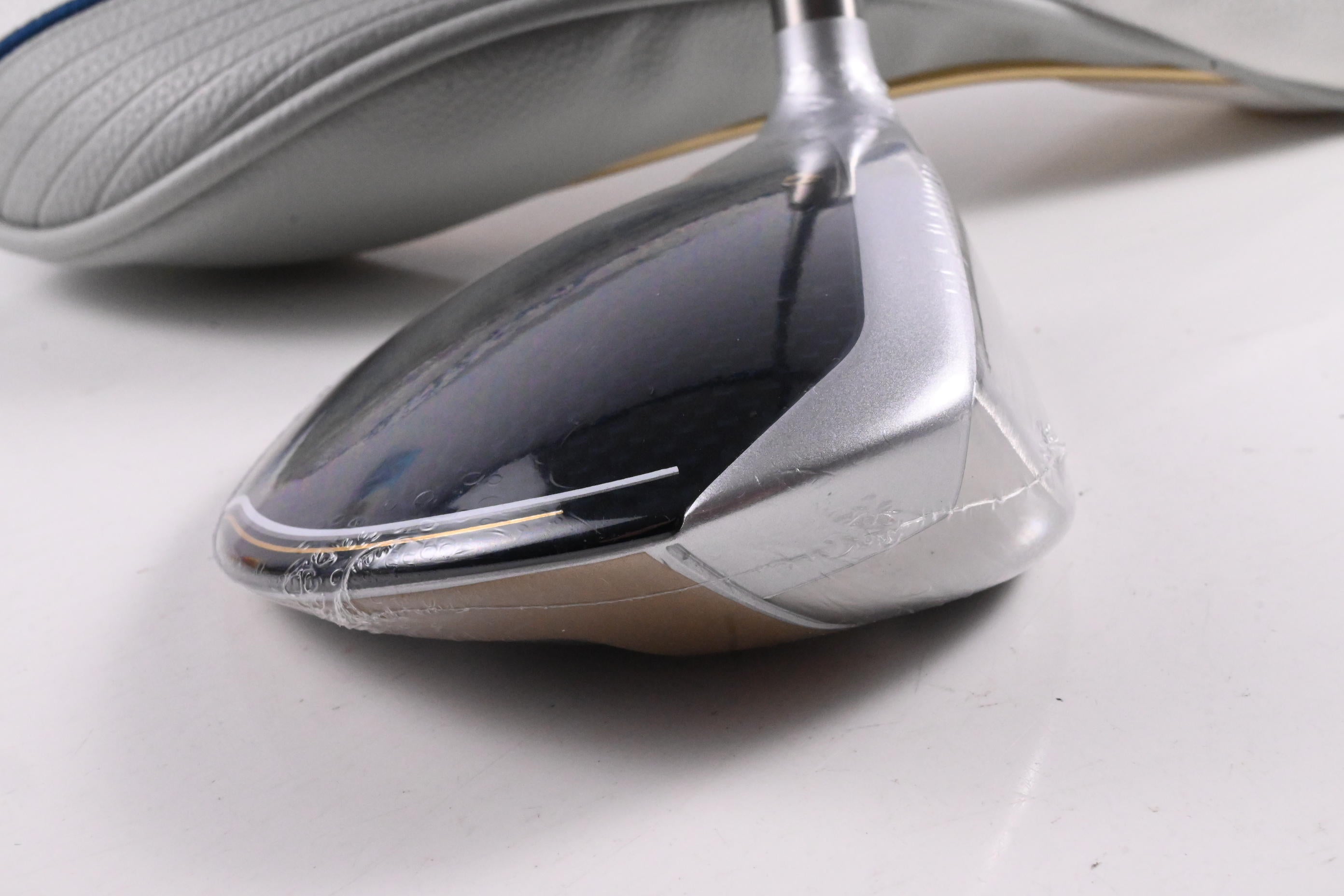 Ladies Taylormade Kalea Gold #5 Wood / 20 Degree / Ladies Flex Kalea Gold 40