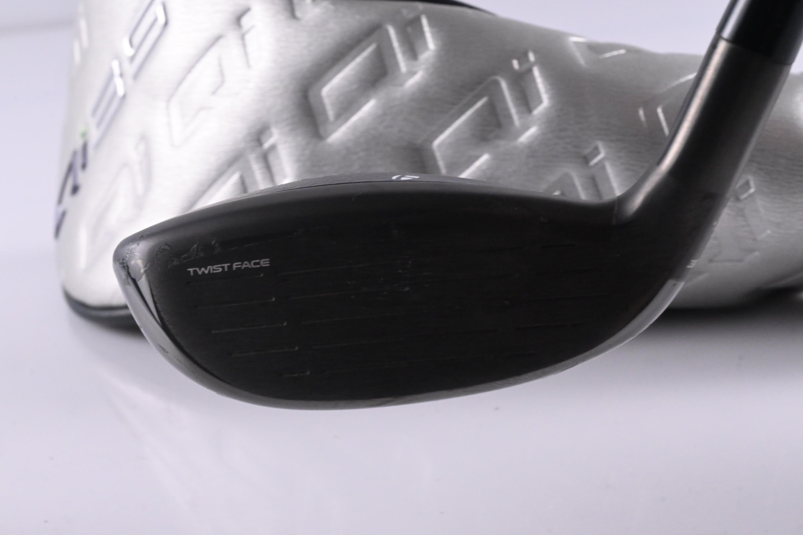 Taylormade Qi35 Max #4 Hybrid / 23 Degree / Regular Flex Fujikura Air Speeder 50