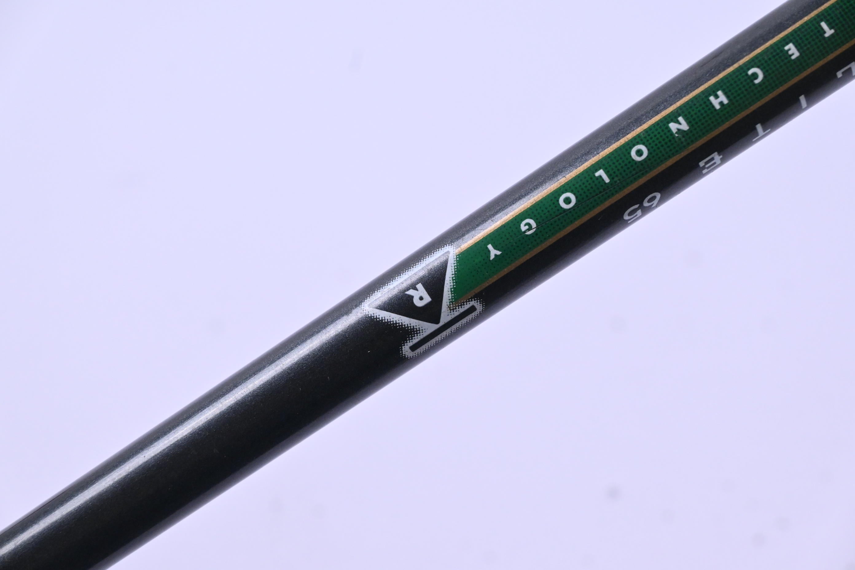 Titleist 975 D Driver / 9.5 Degree / Regular Flex Titleist Ultralite 65 Shaft