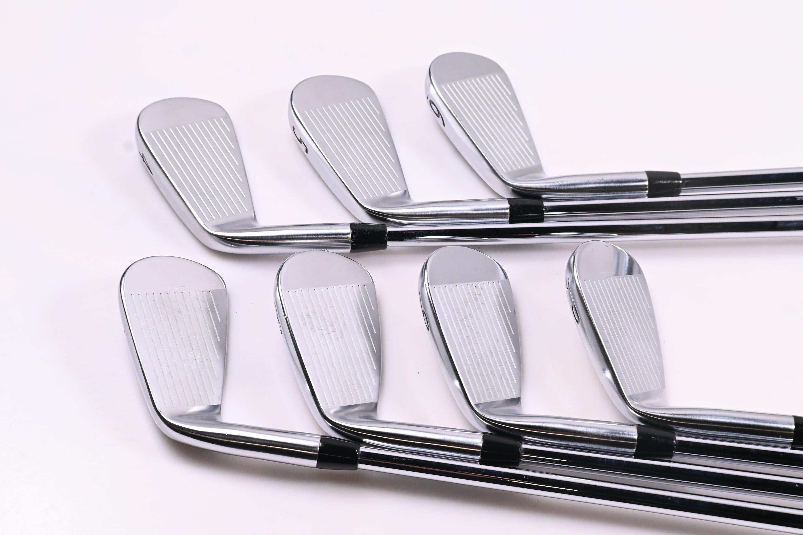 Titleist CB 620 Irons / 4-PW / Stiff Flex Project X LZ 120 Shafts