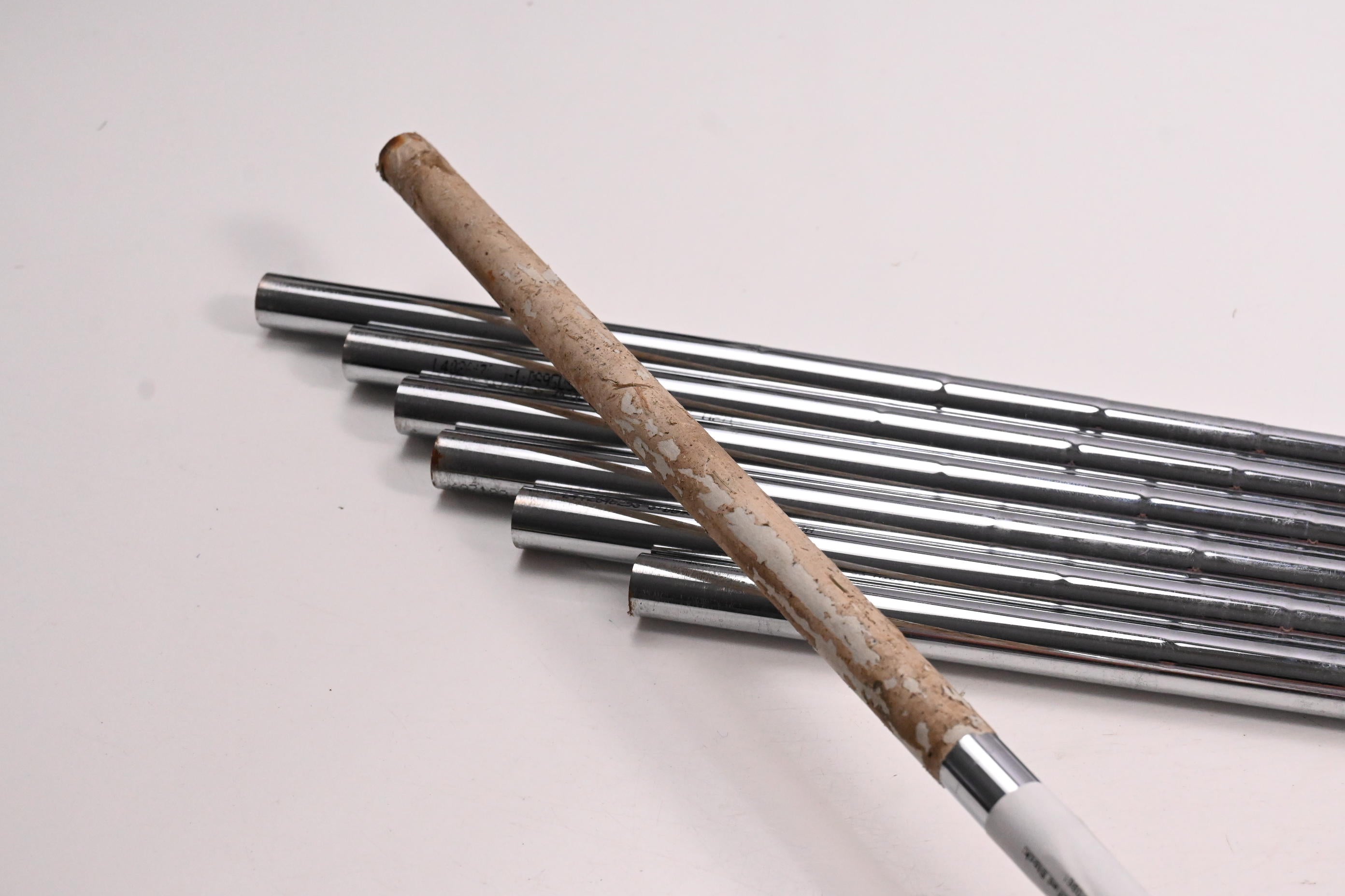 Dynamic Gold 105 S300 Iron Shafts / Stiff Flex / Set of 7 / .355" Taper Tips