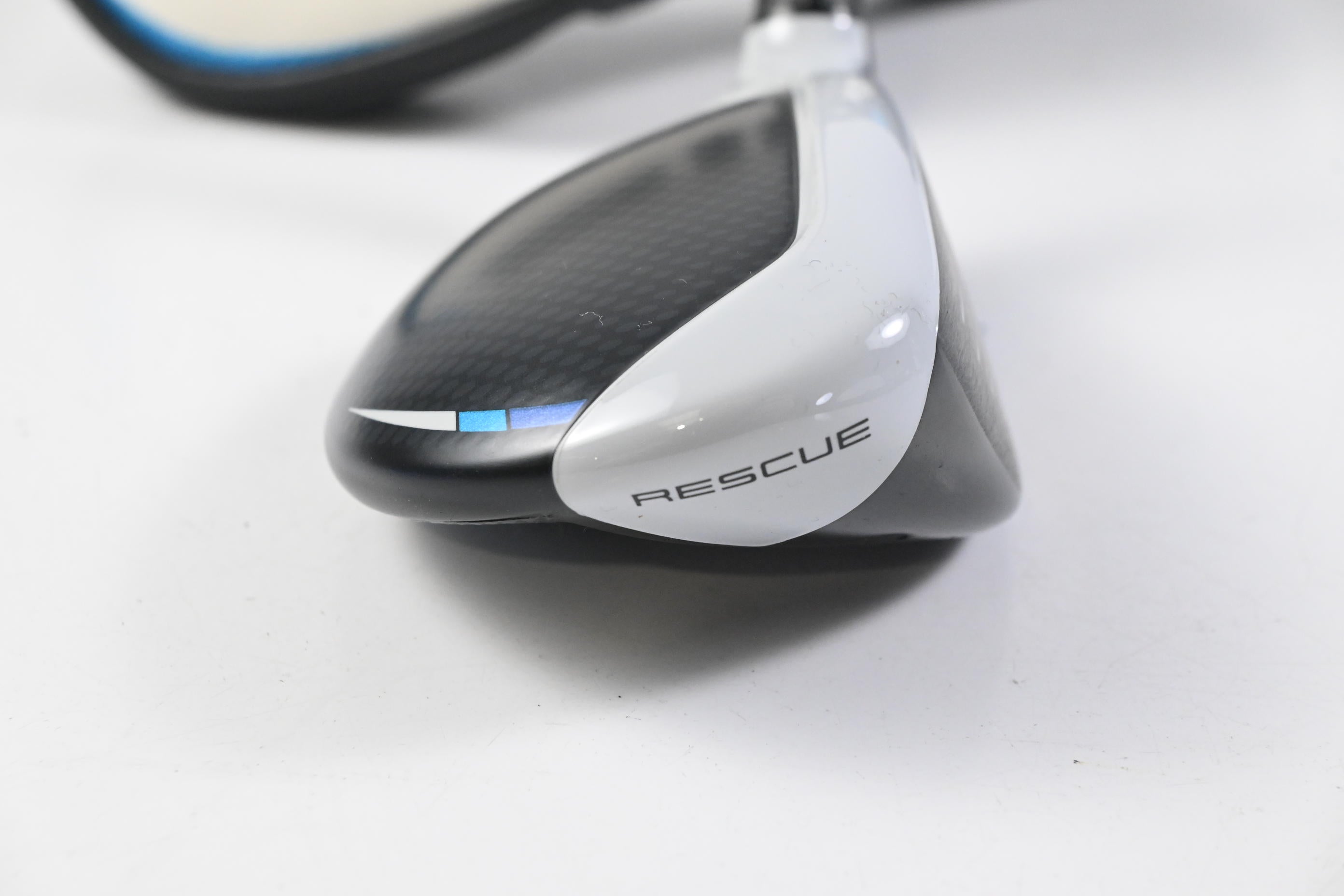 Taylormade SIM2 Max #3 Hybrid / 19 Degree / Stiff Flex Ventus Blue 7 Shaft