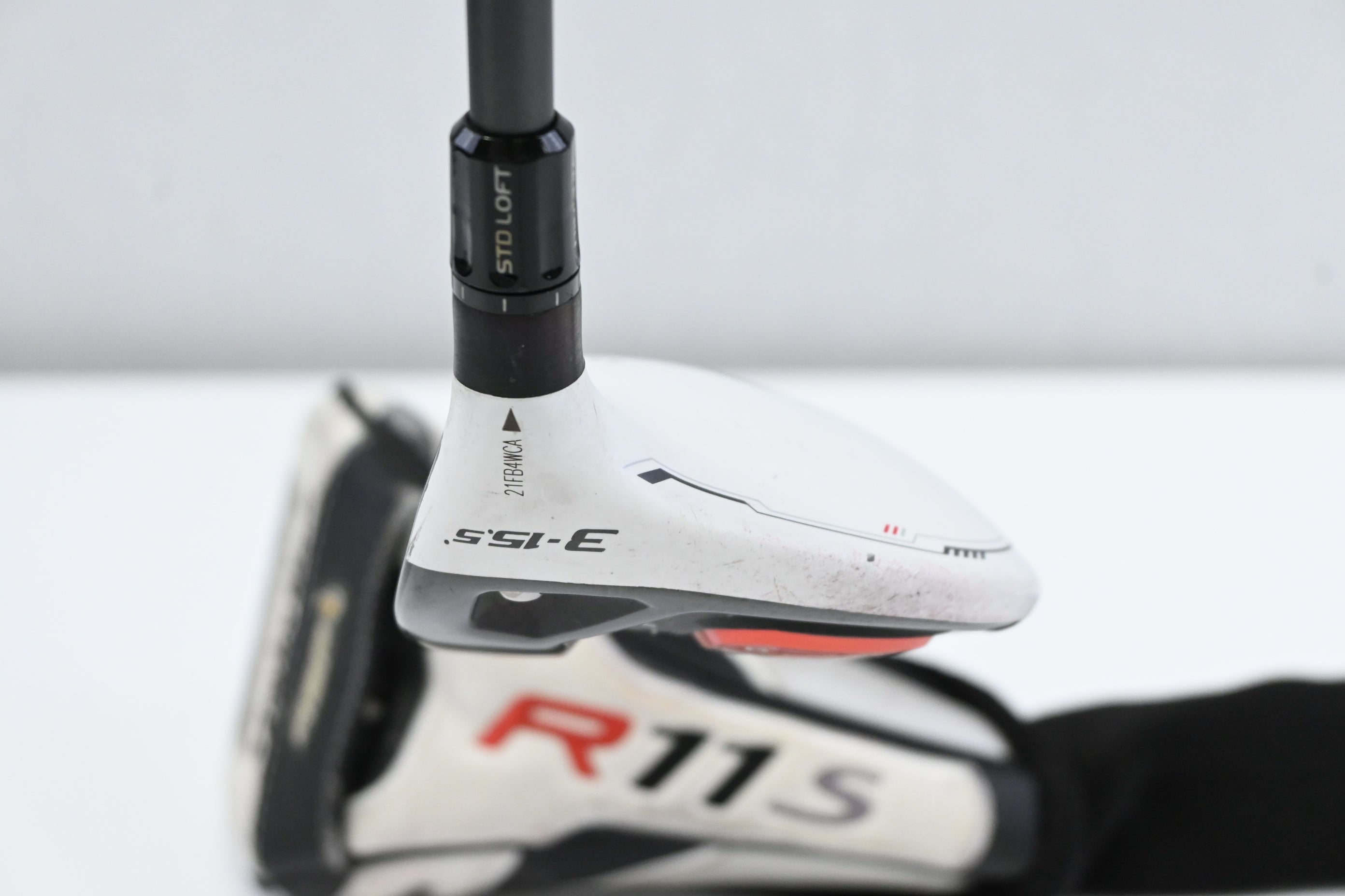 Taylormade R11S #3 Wood / 15.5 Degree / Regular Flex RIP Phenom 80