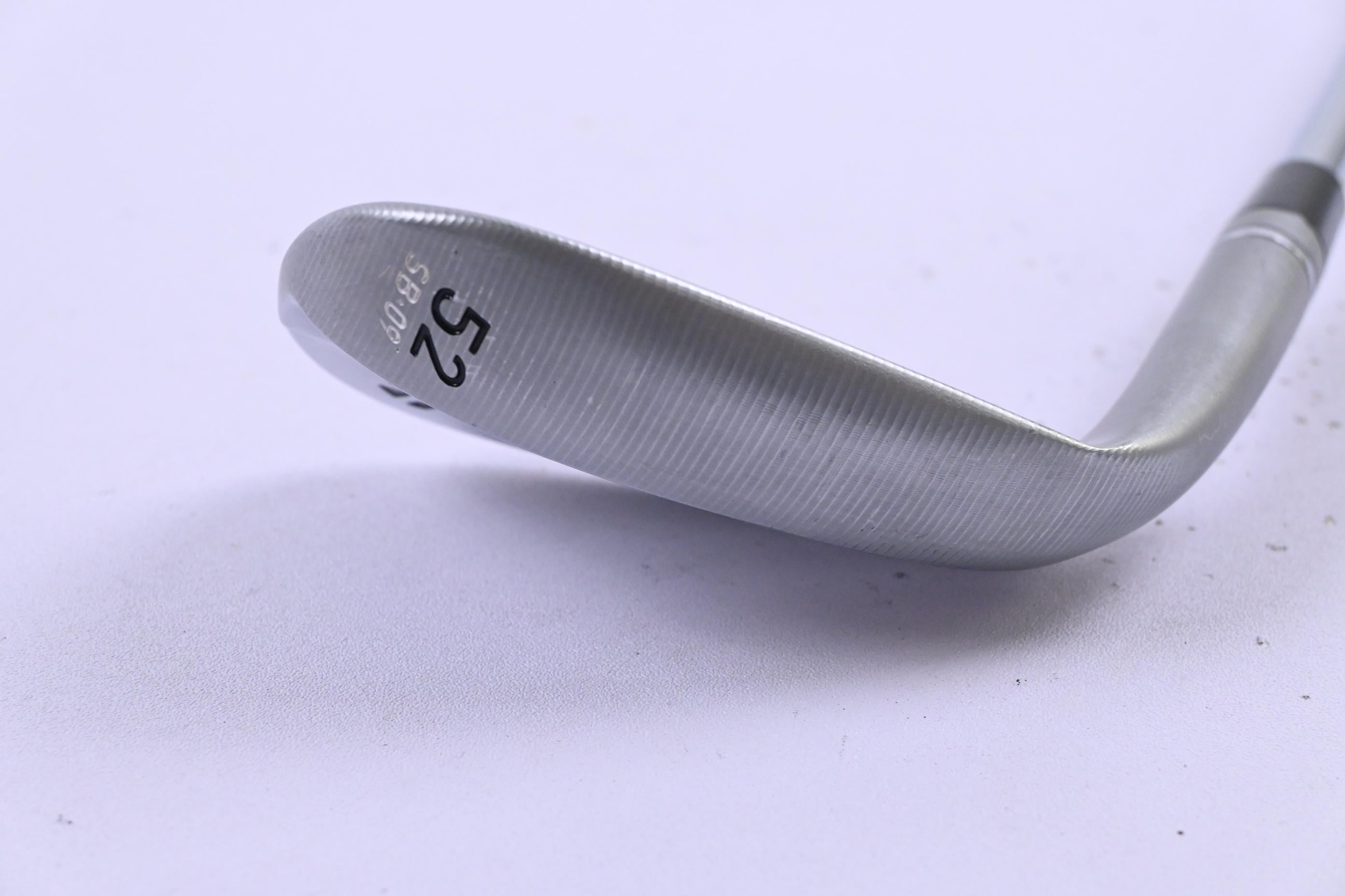 Taylormade Milled Grind 5 Gap Wedge / 52 Degree / Wedge Flex Dynamic Gold 115