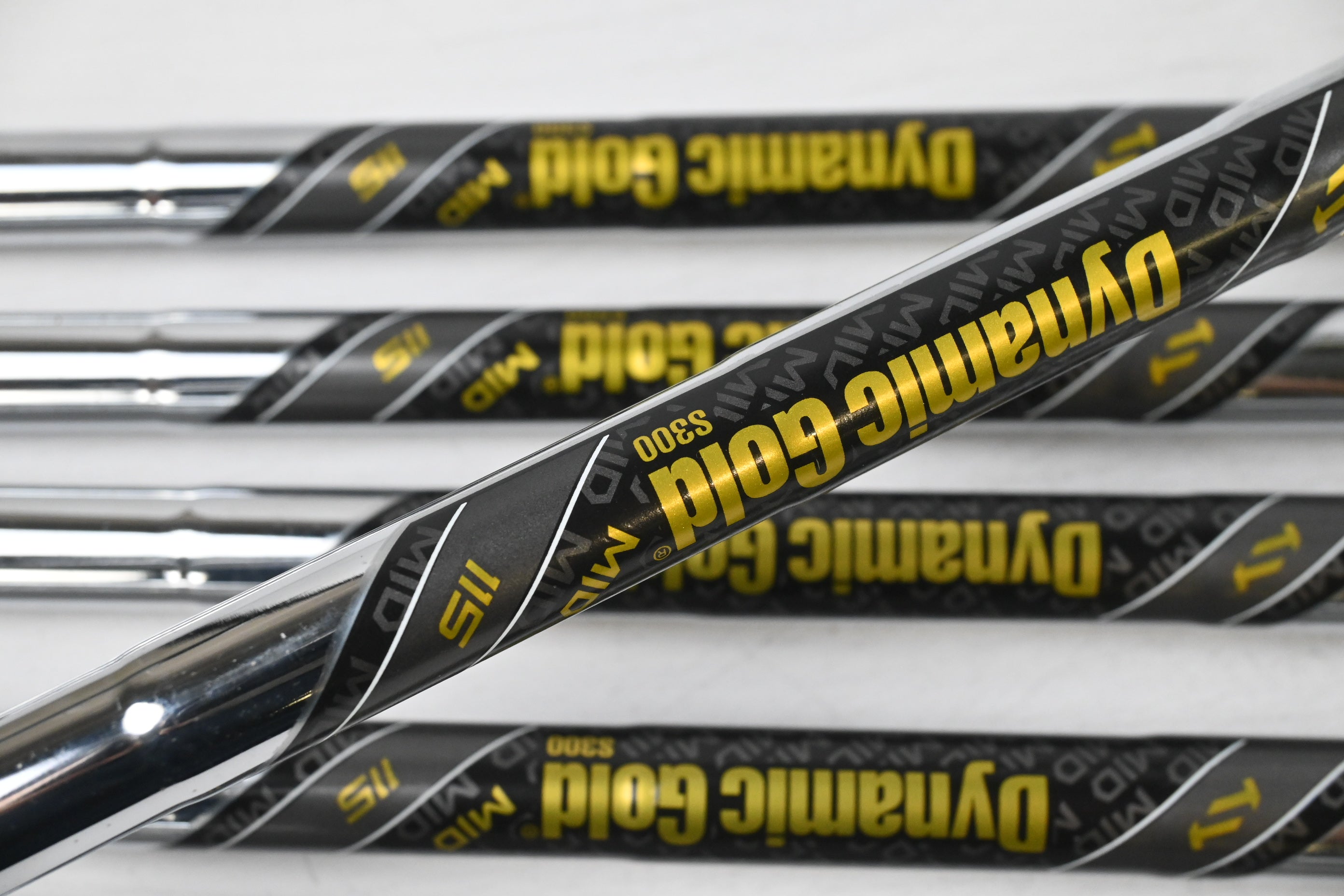 Callaway Apex Ai200 Irons / 5-PW / Stiff Flex Dynamic Gold S300 Shafts