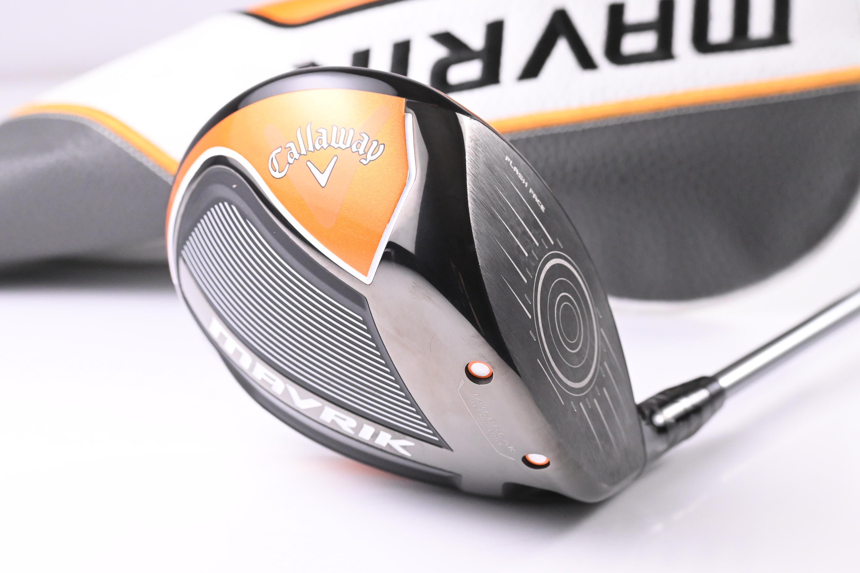 Callaway Mavrik Driver / 10.5 Degree / Regular Flex HZRDUS T800 55 Shaft
