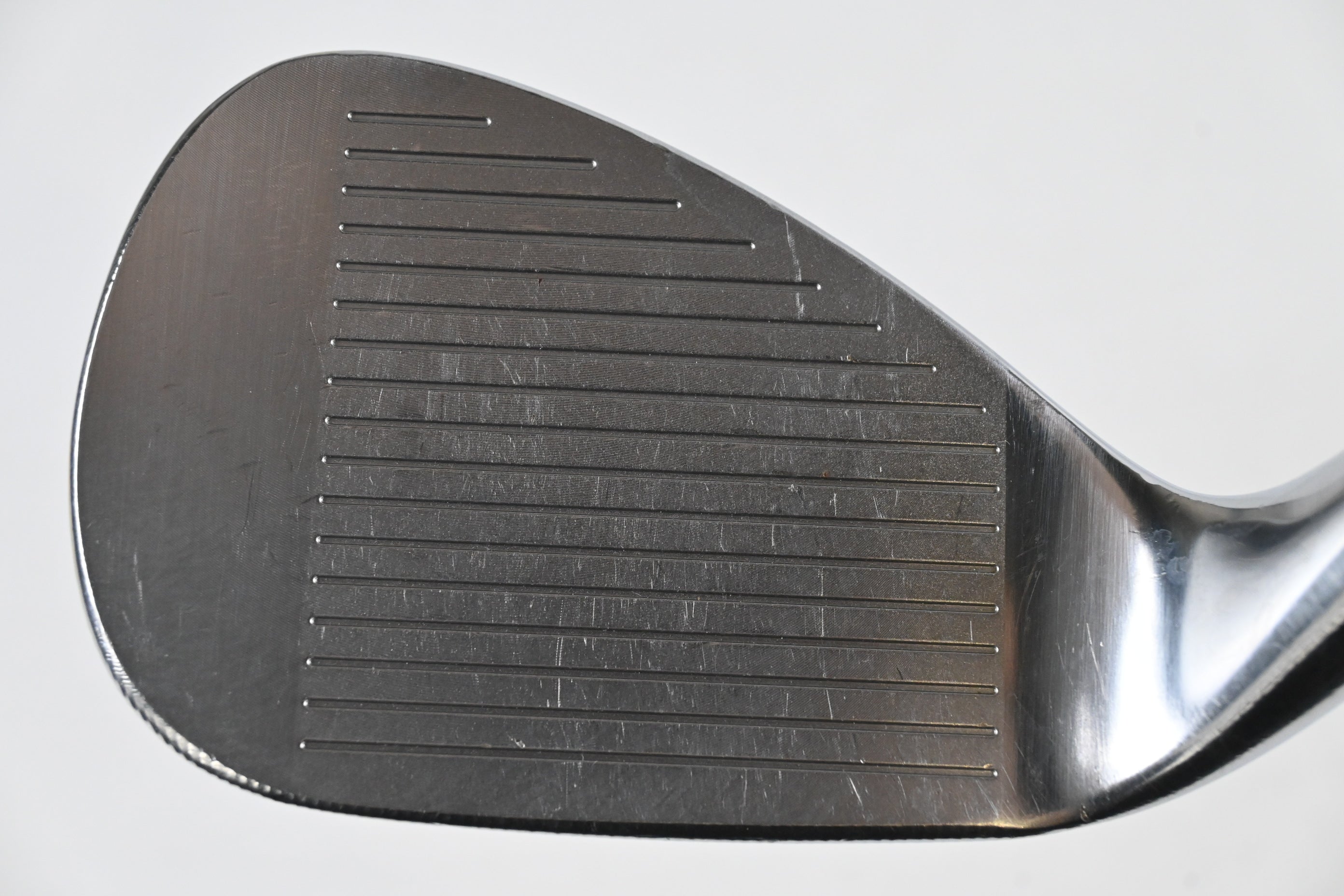Taylormade Milled Grind Gap Wedge / 52 Degree / Wedge Flex Dynamic Gold Shaft