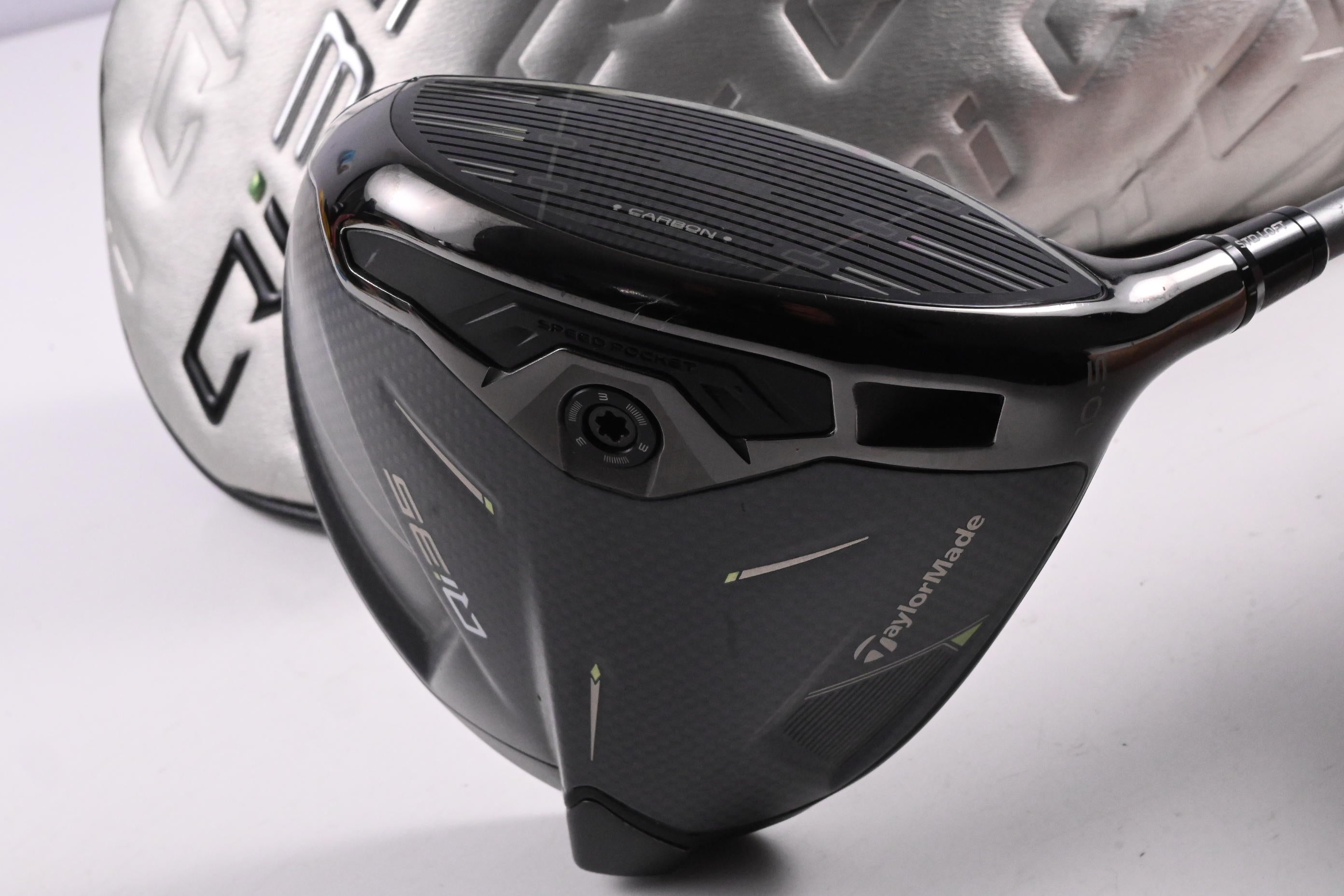 Taylormade Qi35 Driver / 10.5 Degree / Stiff Flex Fujikura Airspeeder 50 Shaft