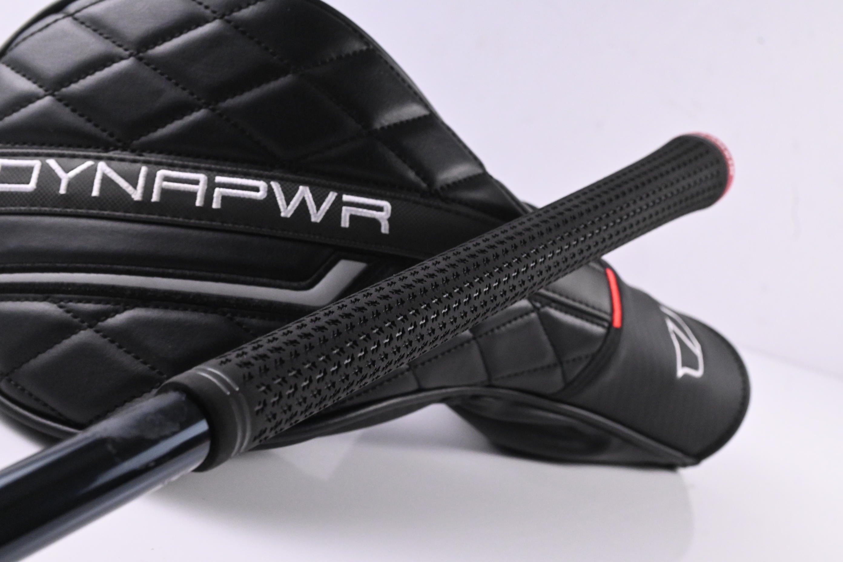 Wilson DYNAPWR Max+ Driver / 10.5 Degree / Stiff Flex UST LinQ Powercore 5 Shaft