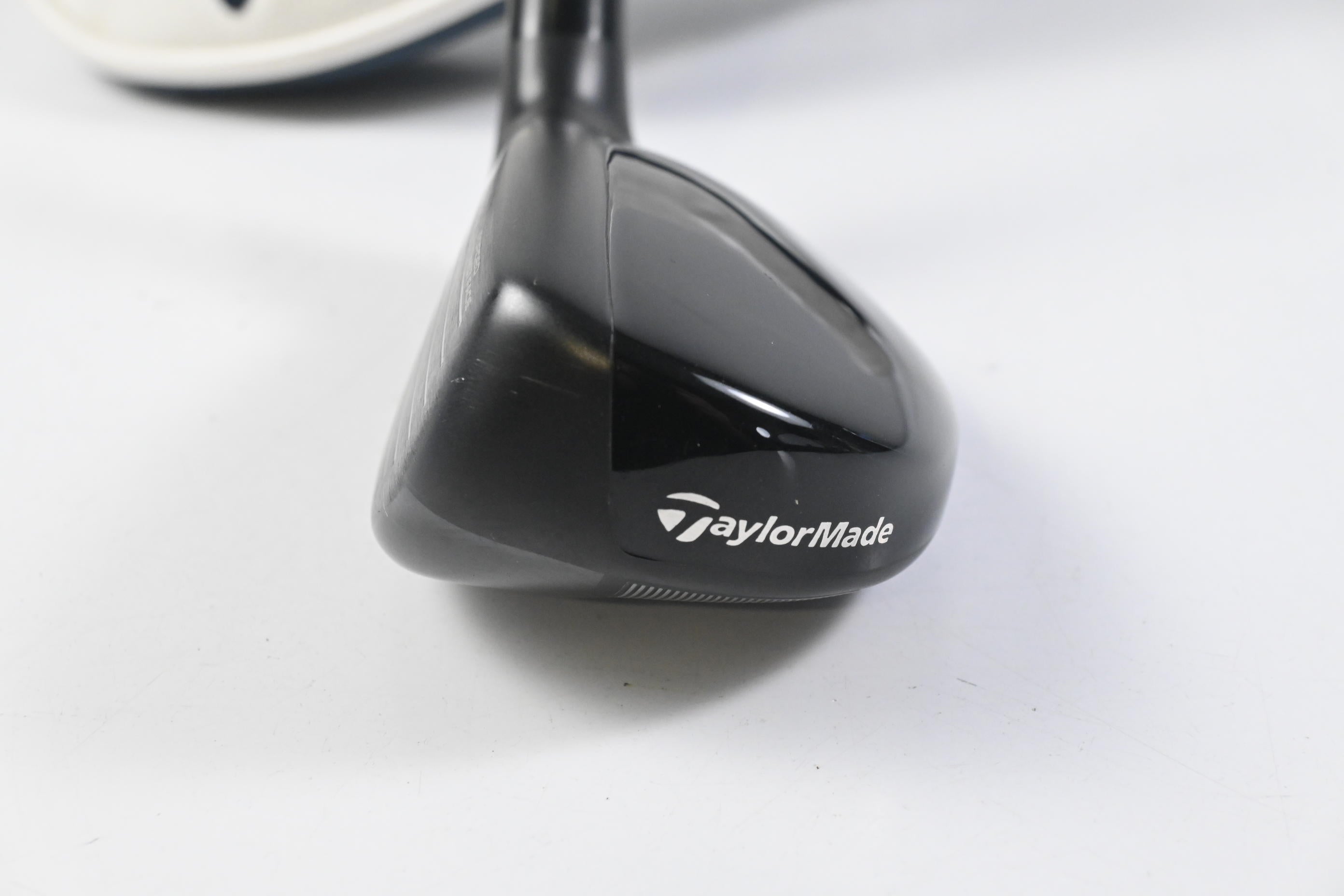 Left Hand Taylormade Qi10 Tour #4 Hybrid / 22 Degree / Regular Flex Tensei AV