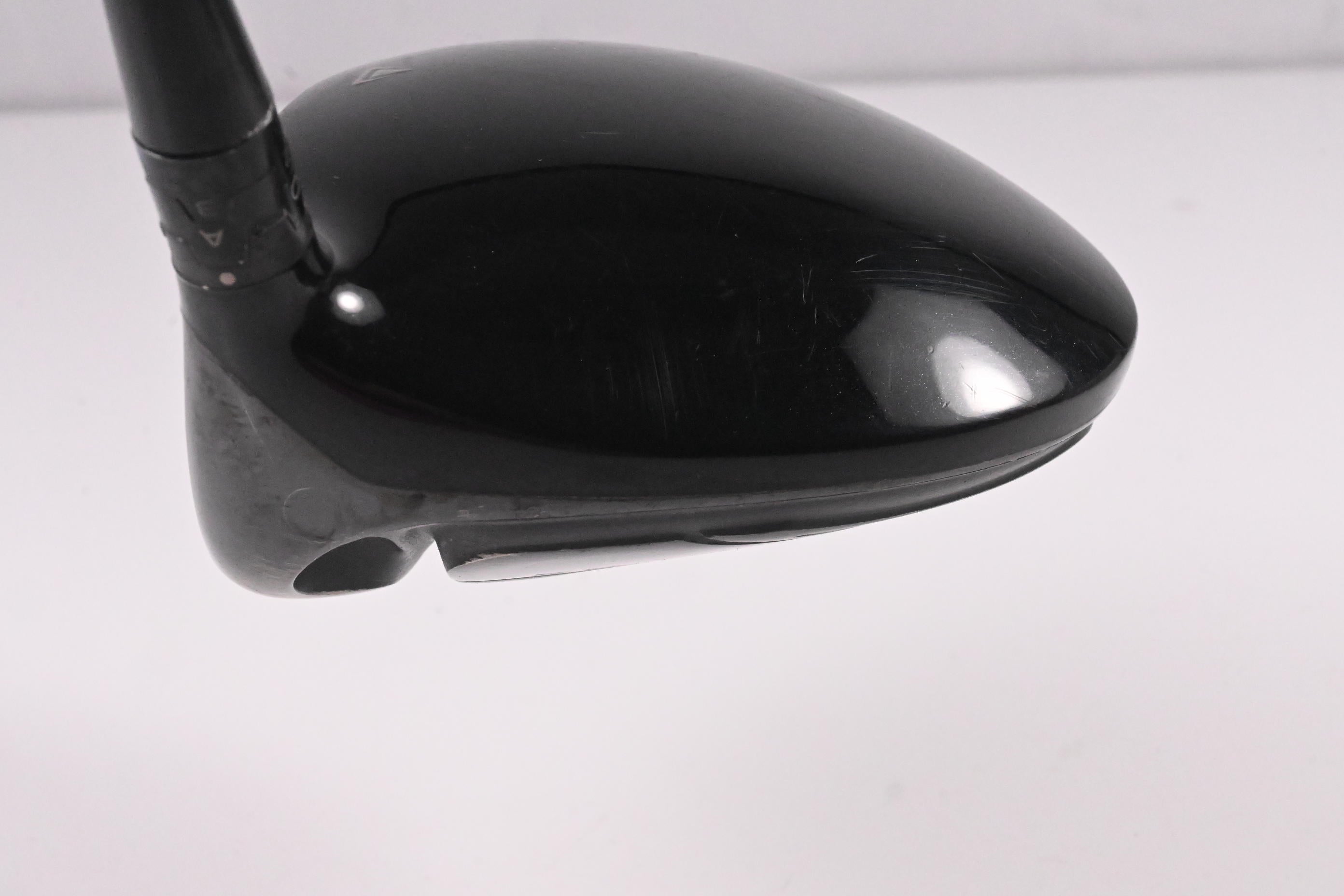 Titleist 915 D3 Driver / 9.5 Degree / X-Flex Aldila Rouge Tour Green 65 Shaft