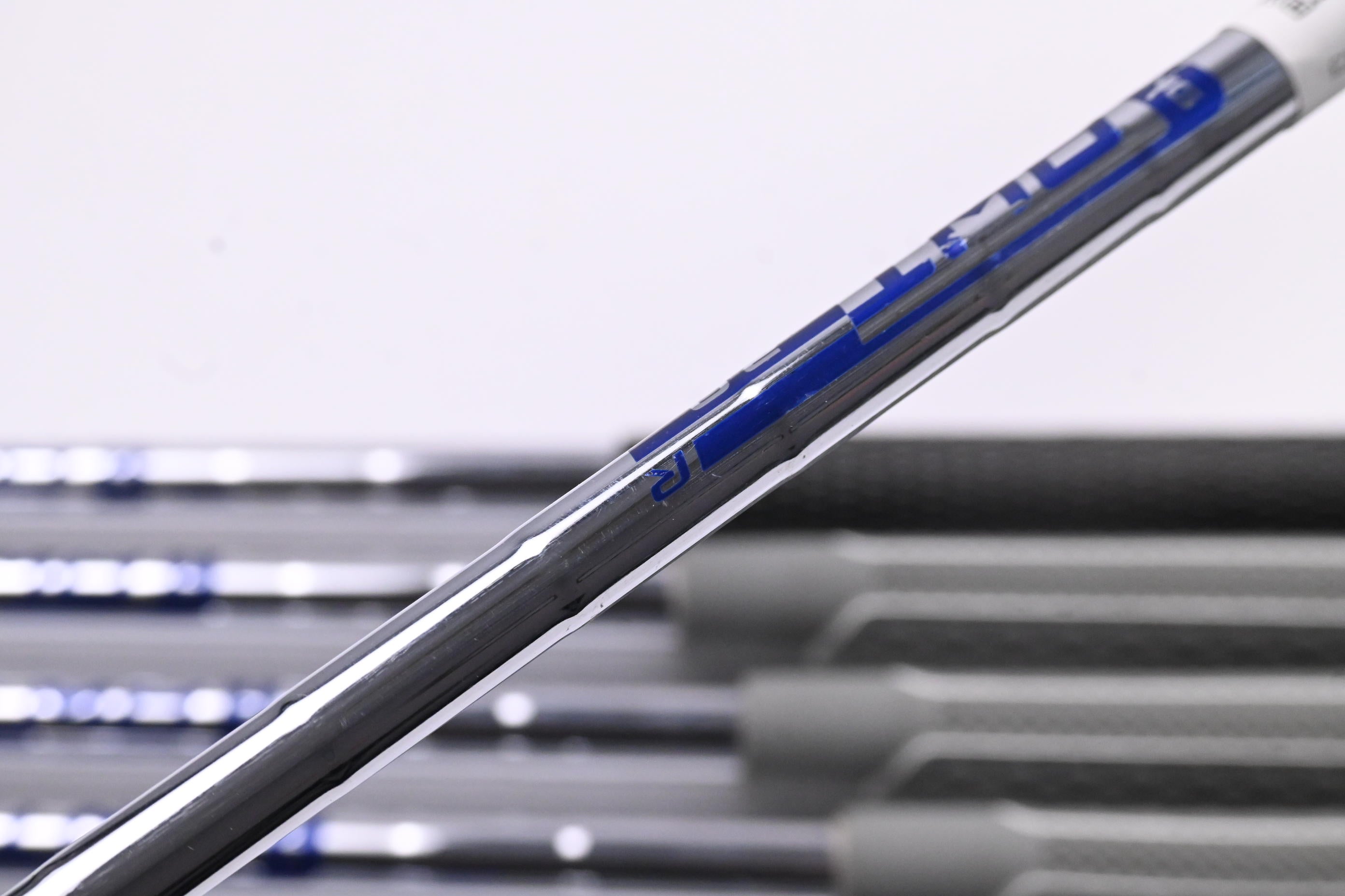 Ping i200 Irons / 5-PW / Green Dot / Regular Flex Ping AWT 2.0 Shafts