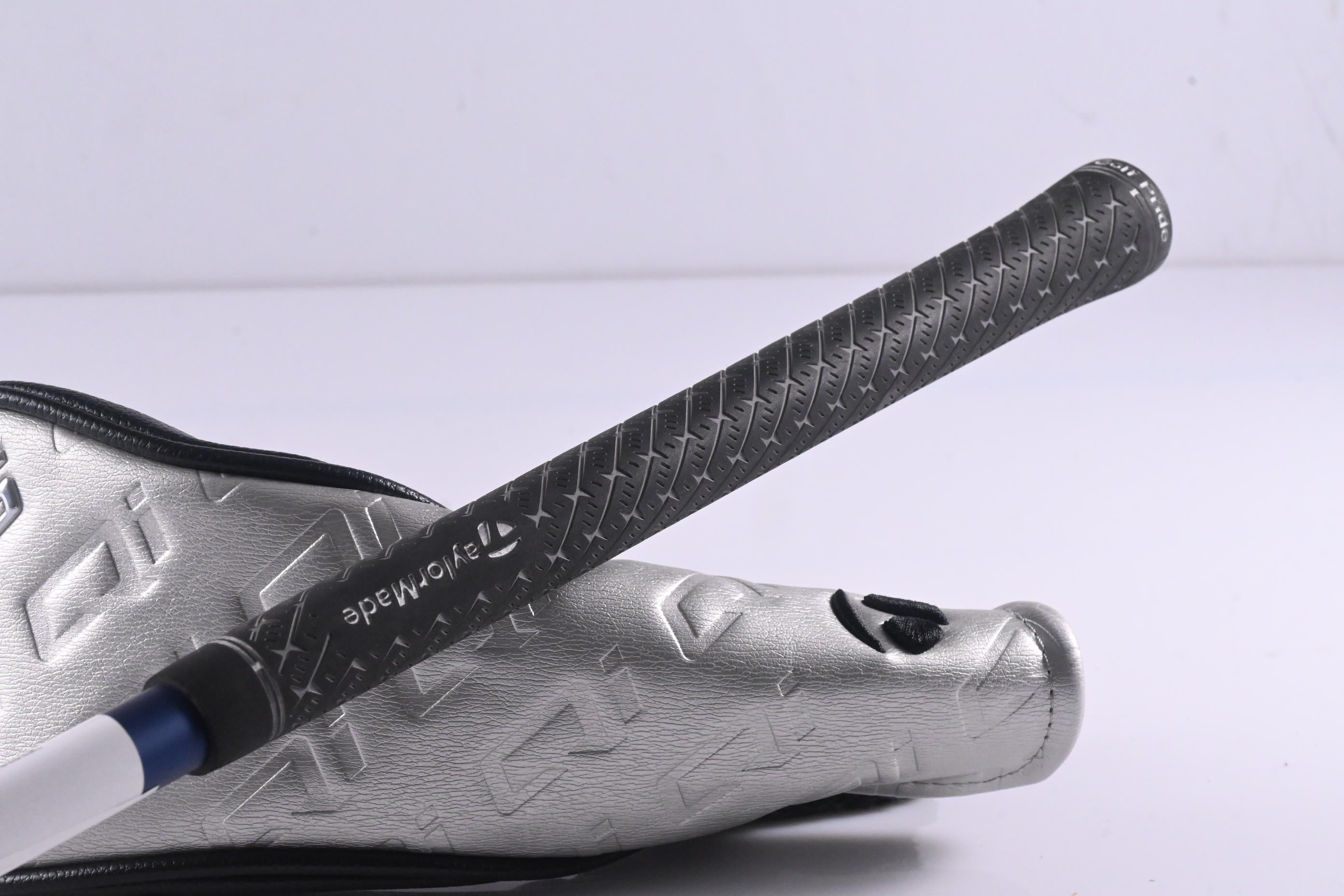 Taylormade Qi35 #3 Hybrid / 19 Degree / Regular Flex Fujikura Ventus Blue '25 6