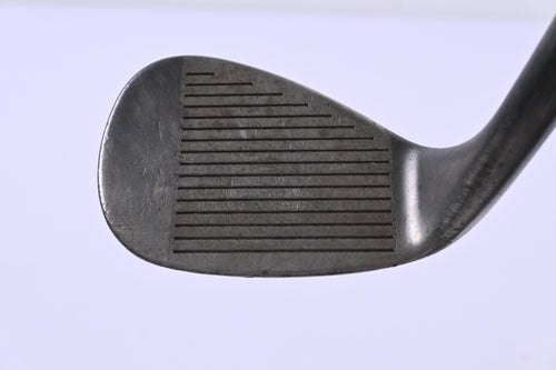 Cleveland 588 Original Sand Wedge / 56 Degree / Wedge Flex Dynamic Gold Shaft