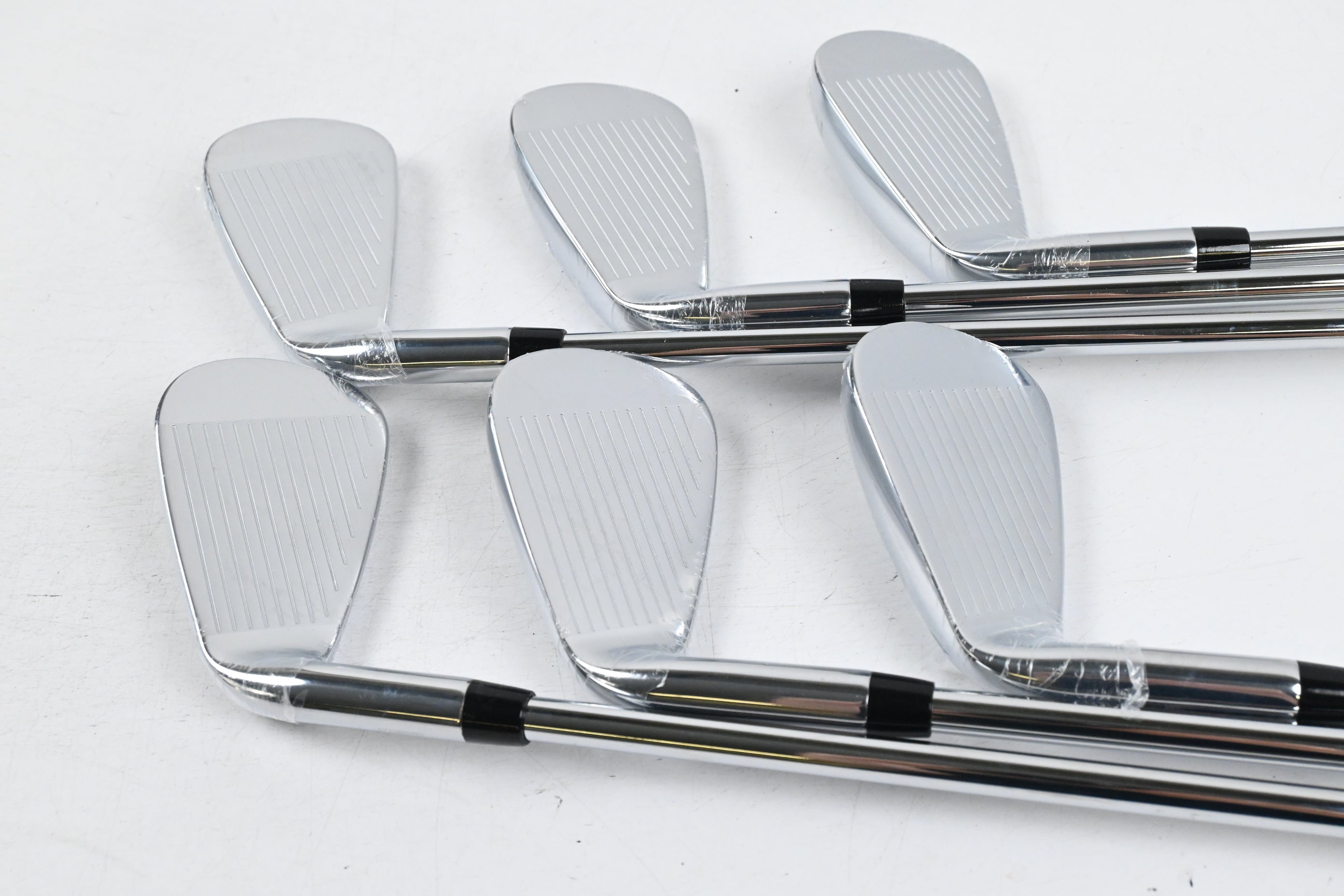 Callaway Elyte X Irons / 5-PW / Stiff Flex Vector 90 Shafts