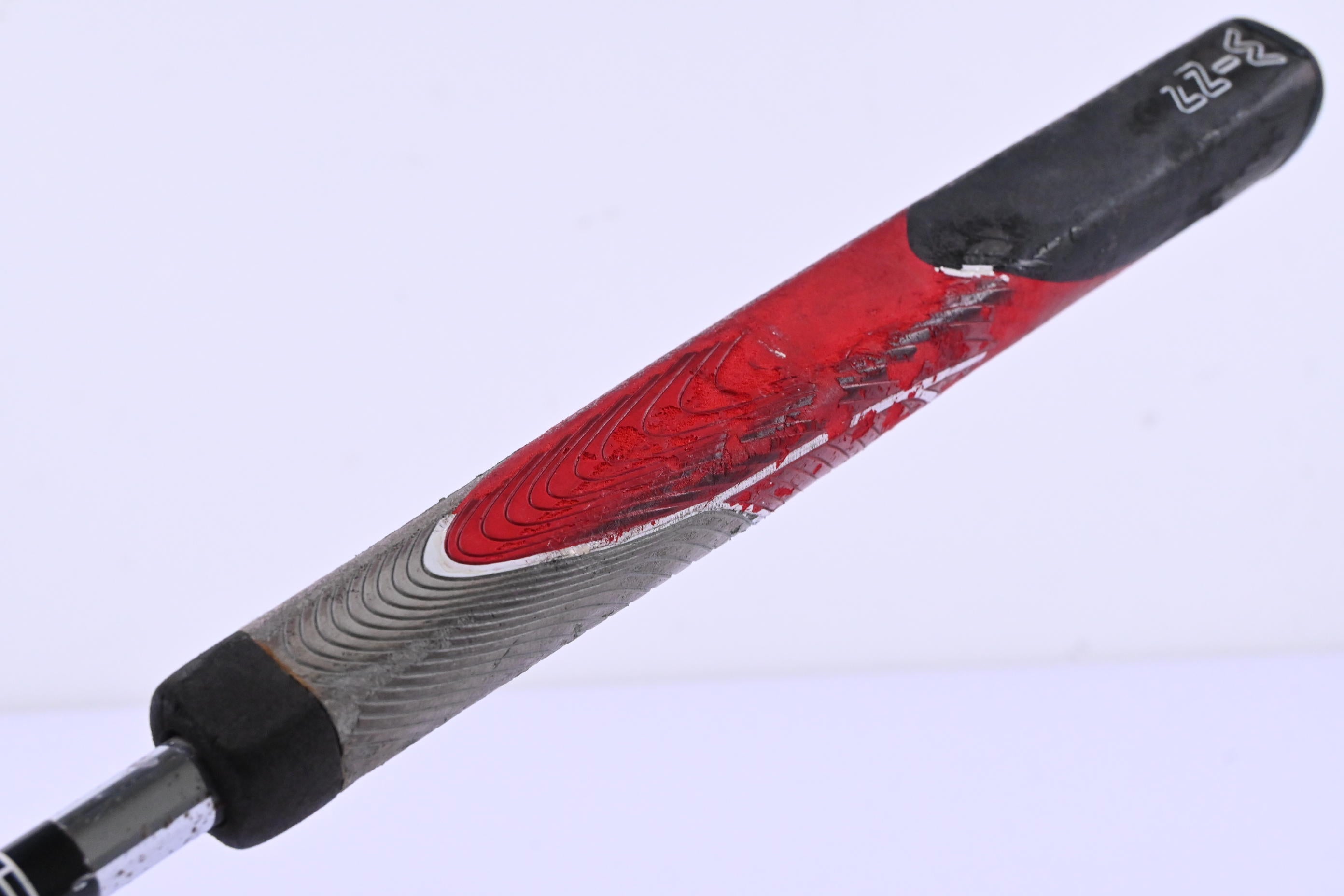 Odyssey White Hot Center Shafted #5 Putter / 32 Inch
