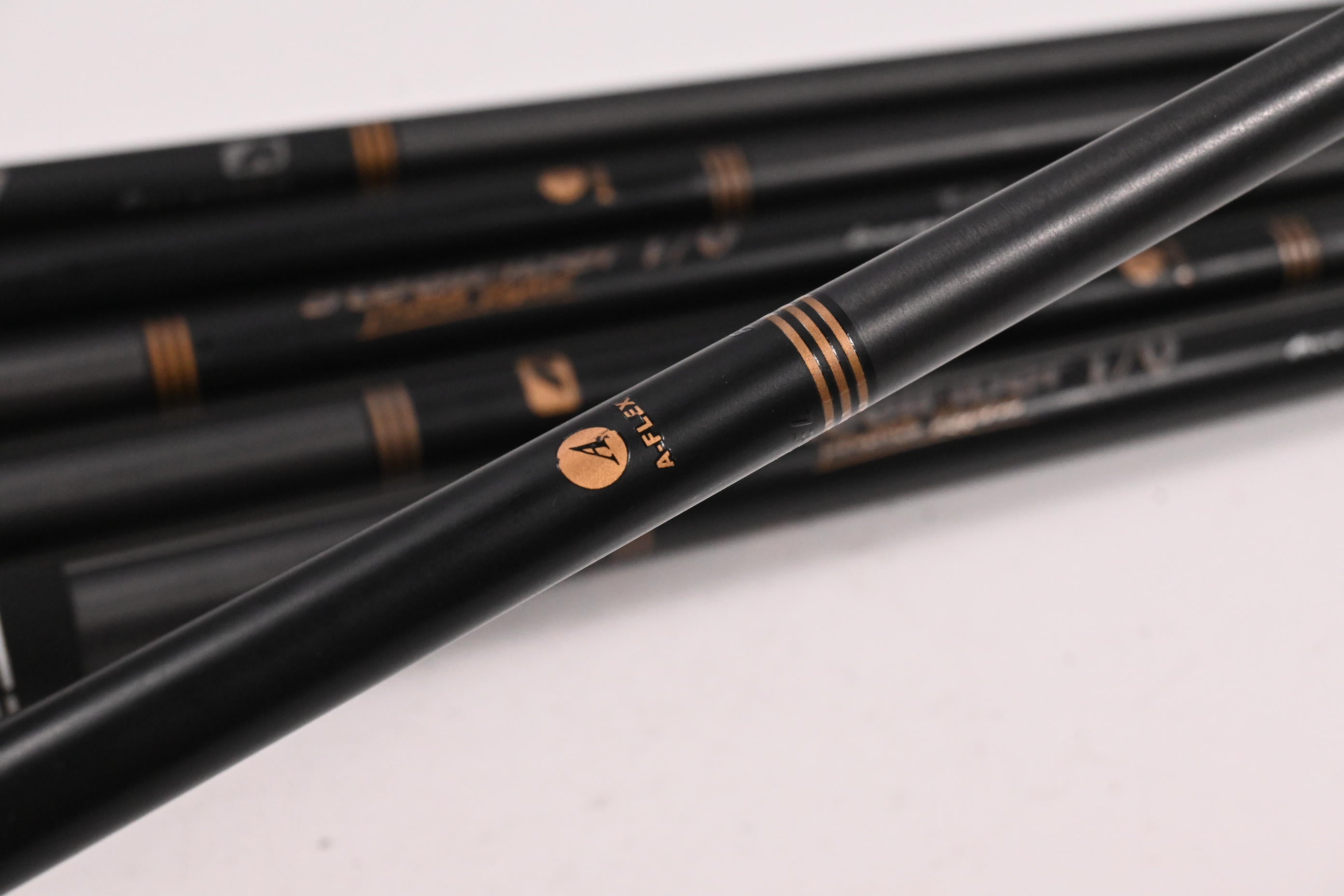 Steelfiber Private Reserve i70 Iron Shafts / Senior Flex / Set of 6 / .370" Tip