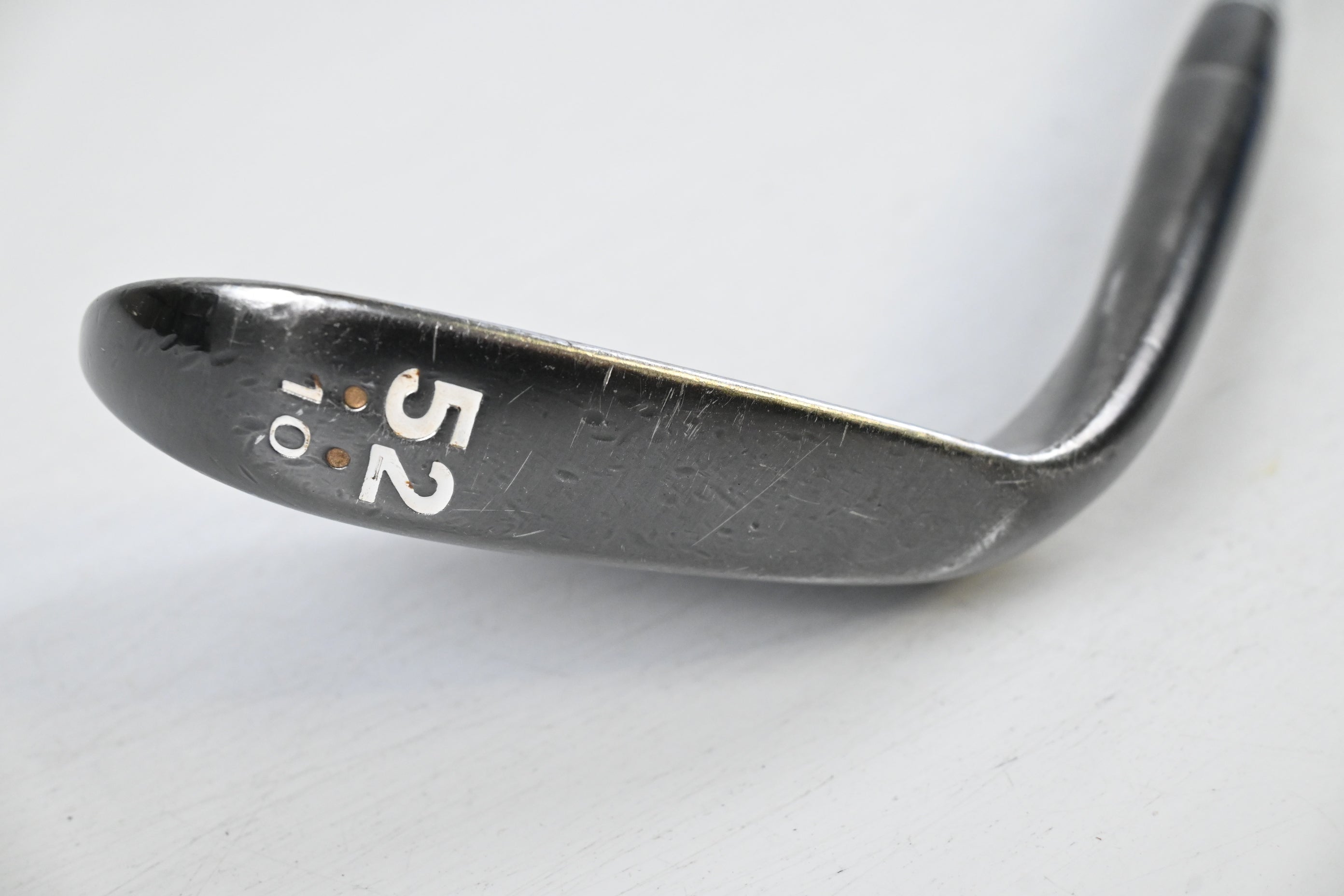 Cleveland 588 RTX Gap Wedge / 52 Degree / Wedge Flex Dynamic Gold Steel Shaft