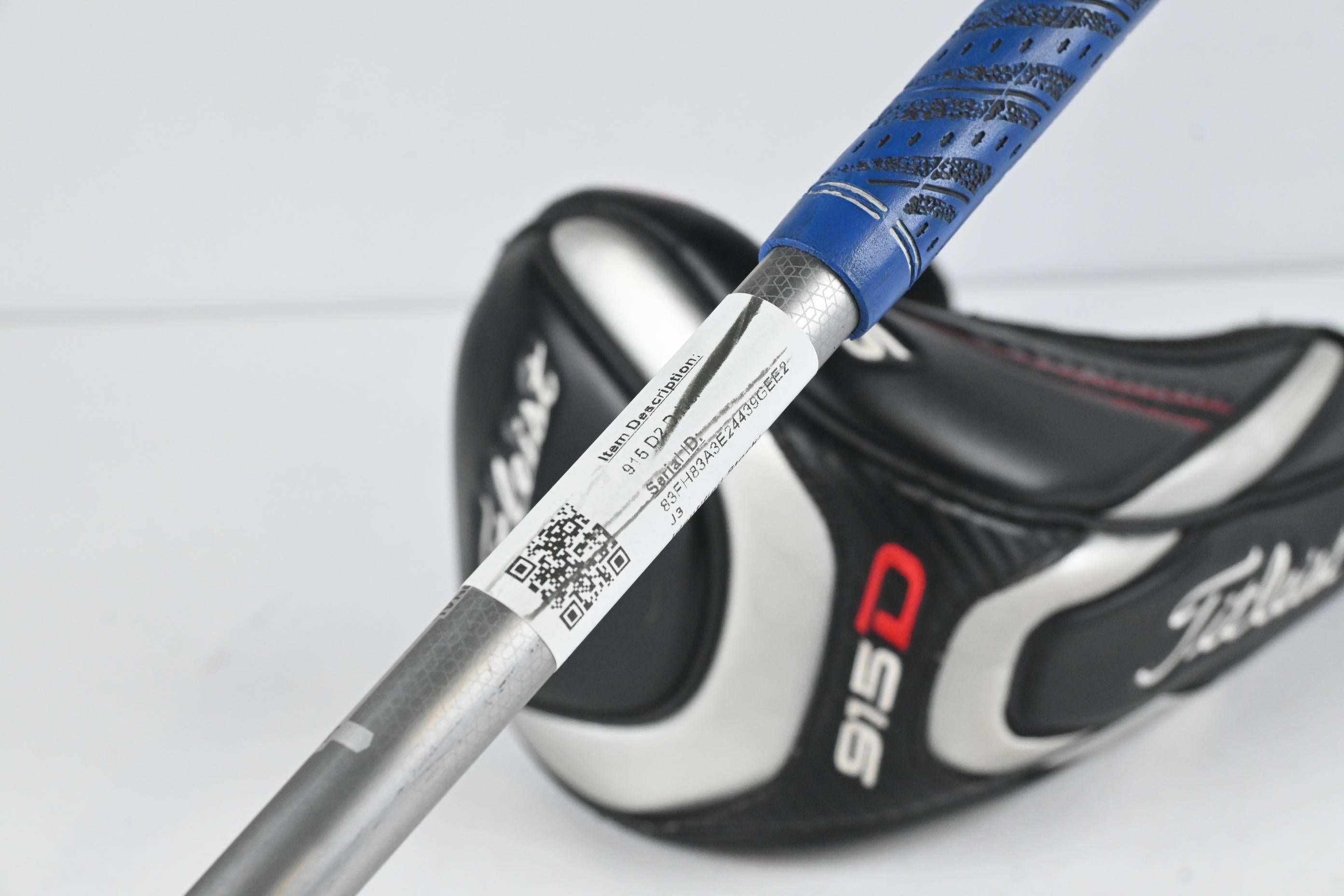 Titleist 915 D2 Driver / 10.5 Degree / Regular Flex Diamana M+50 Shaft