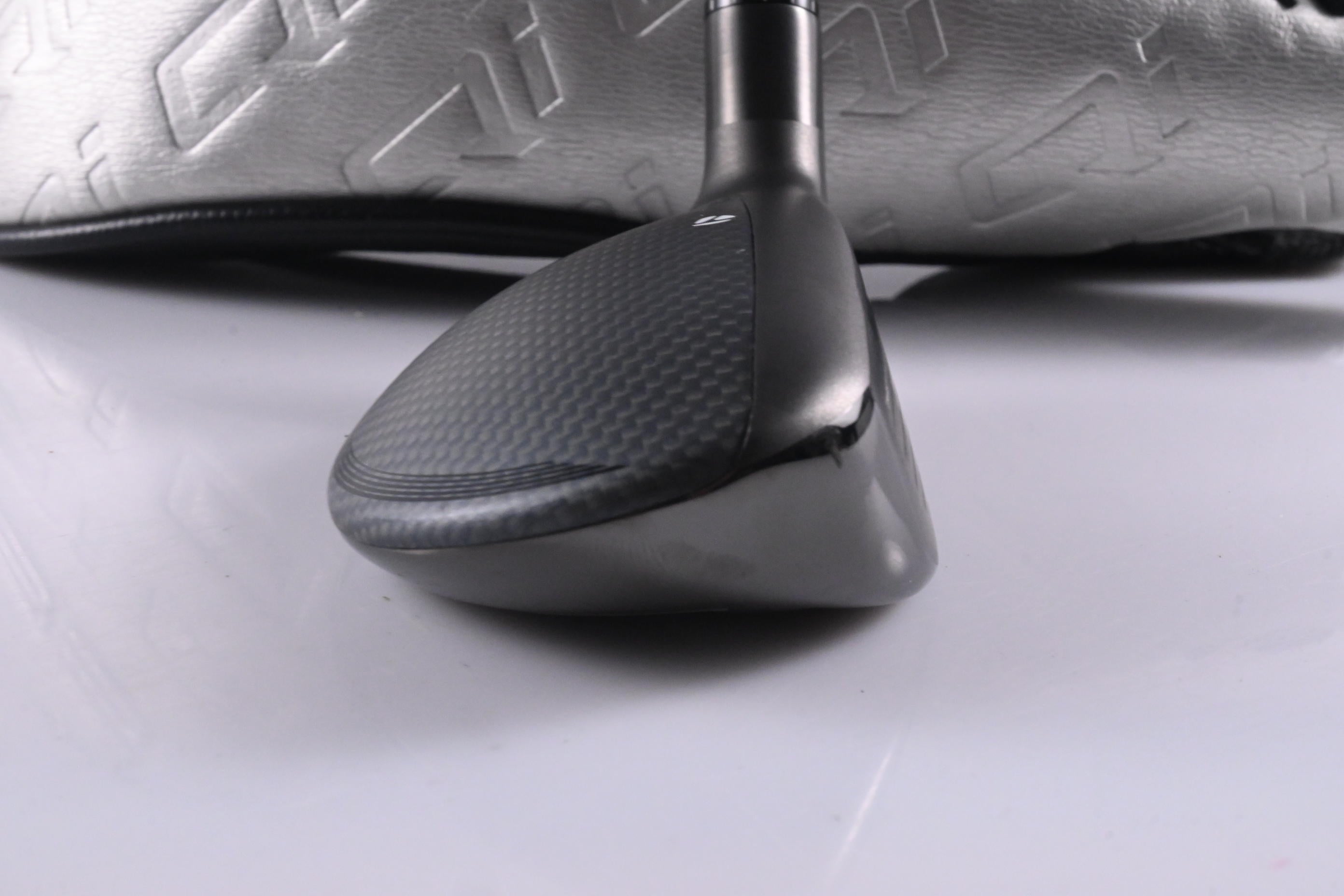 Taylormade Qi35 #3 Hybrid / 19 Degree / Stiff Flex Fujikura Ventus Blue '25 7