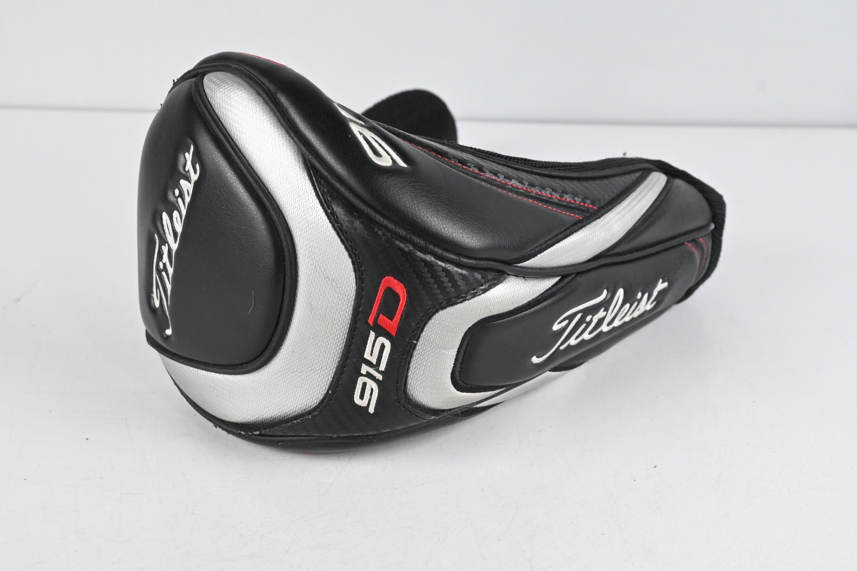 Titleist 915 D2 Driver / 10.5 Degree / Regular Flex Diamana M+50 Shaft