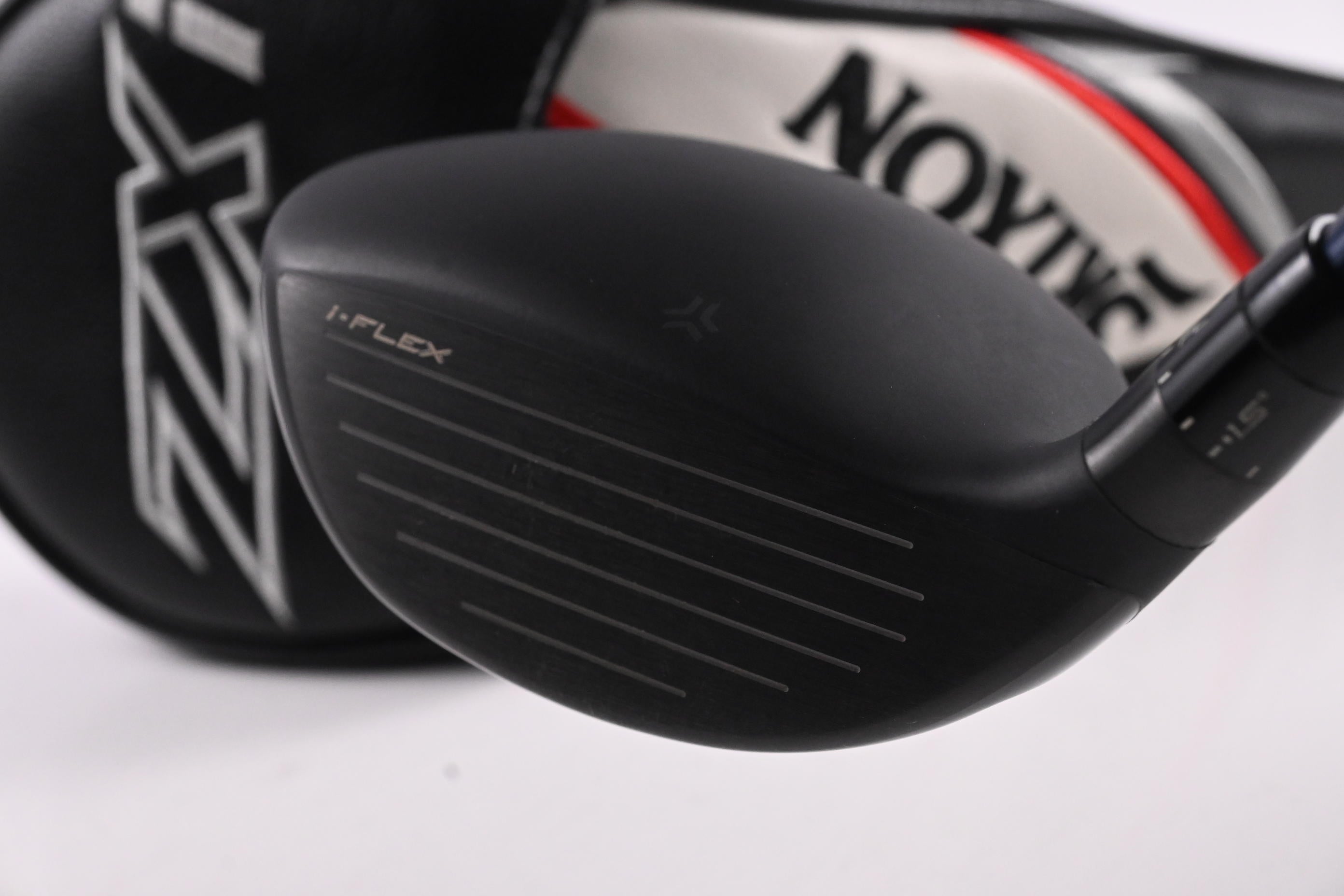 Srixon ZXi #5 Wood / 18 Degree / Stiff Flex Fujikura Ventus Blue 6 Shaft