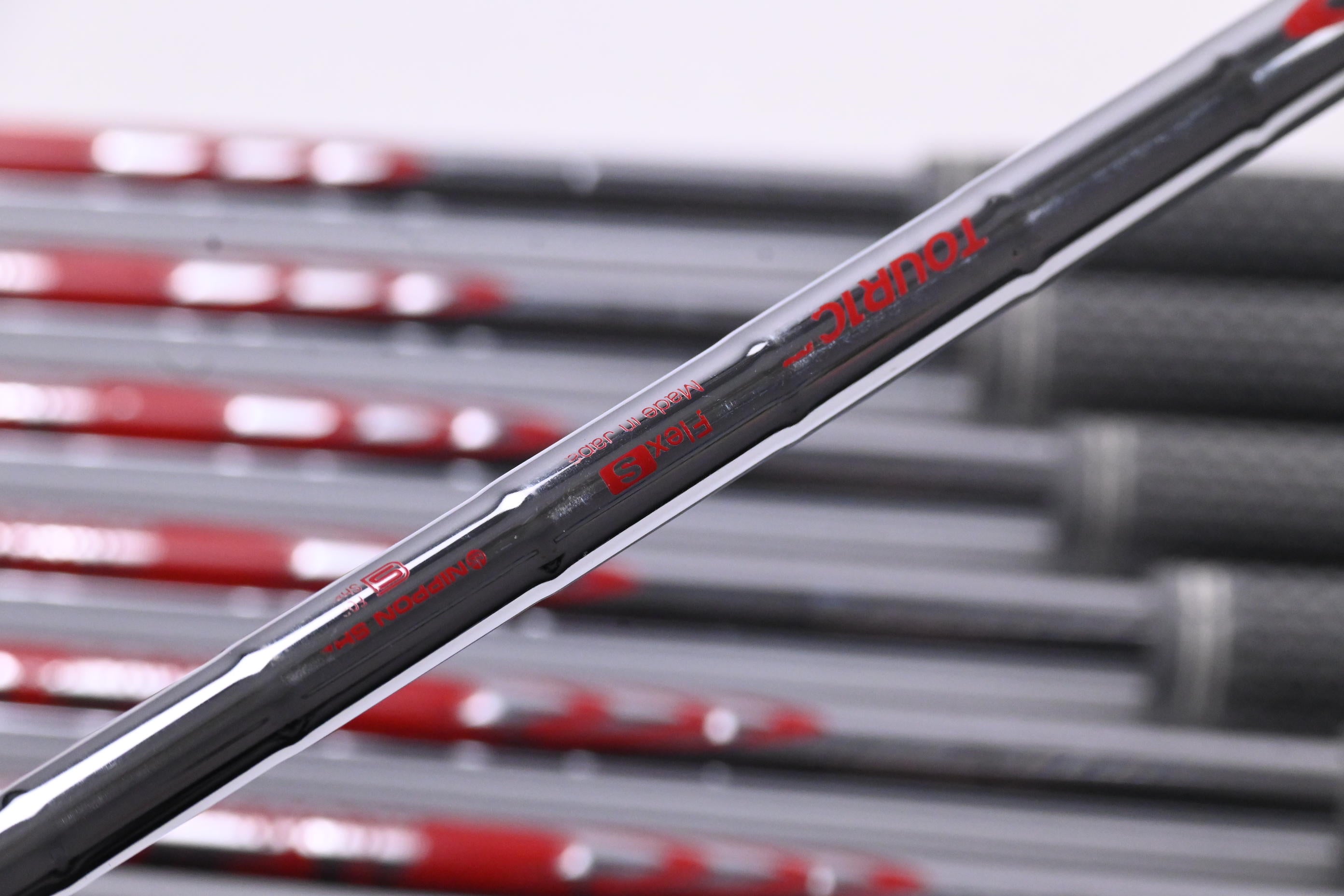 Mizuno MP-20 MMC Irons / 4-PW / Stiff Flex N.S.Pro Modus3 Tour105 Shafts
