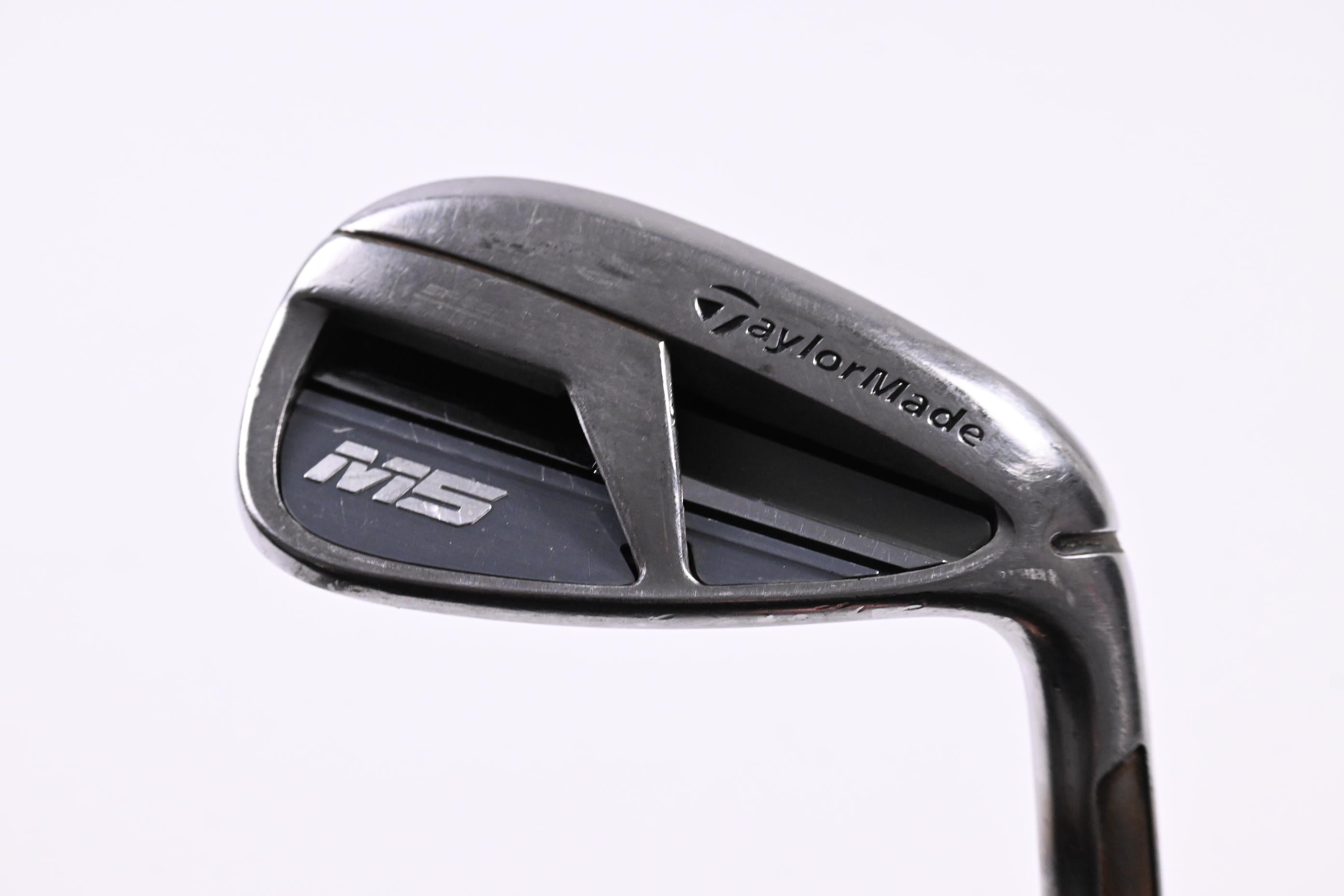 Taylormade M5 #9 Iron / Regular Flex Dynamic Gold 95 R300 Shaft