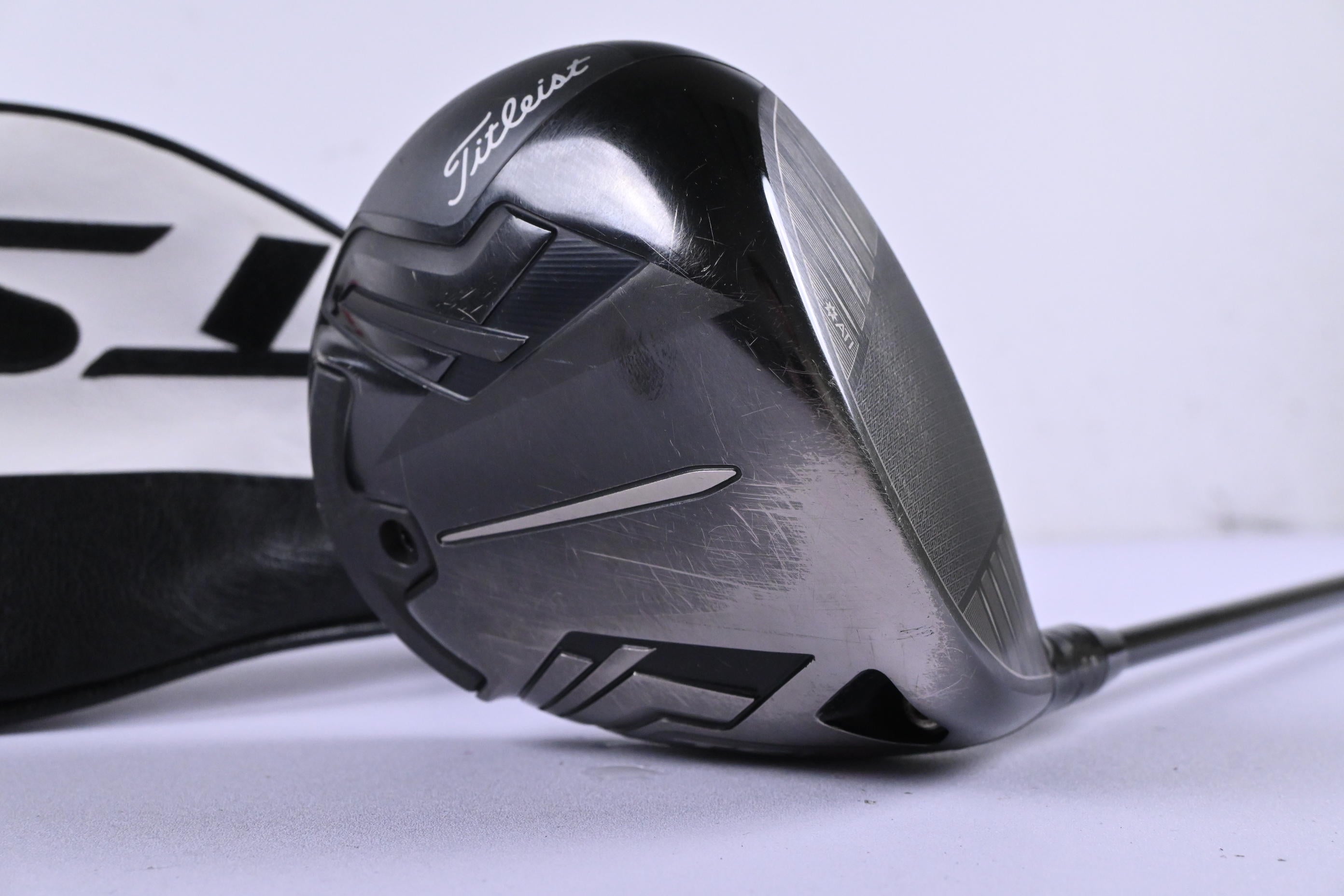 Titleist TSi3 Driver / 10 Degree / Stiff Flex Tensei AV Raw White 65 Shaft
