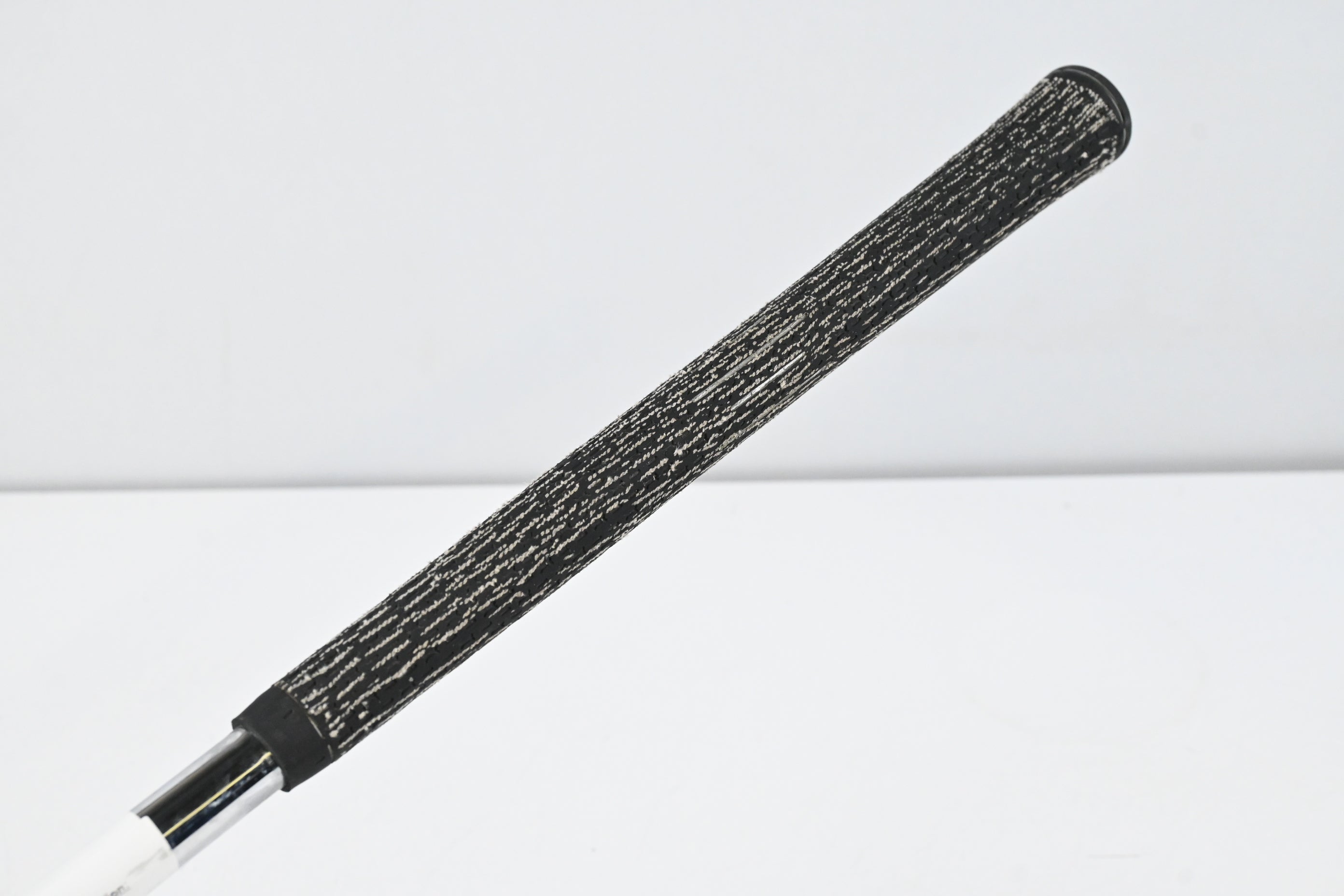 Ping i5 #4 Iron / 24 Degree / White Dot / Regular Flex Ping Steel Shaft