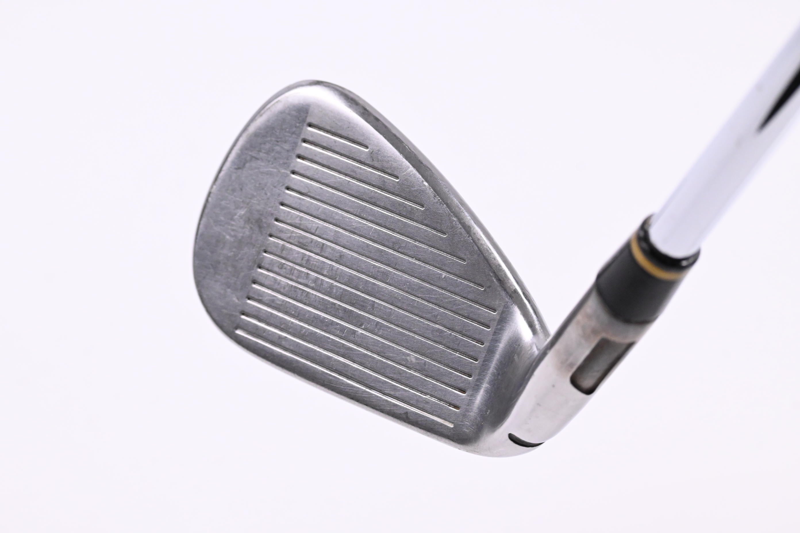Taylormade M5 #9 Iron / Regular Flex Dynamic Gold 95 R300 Shaft