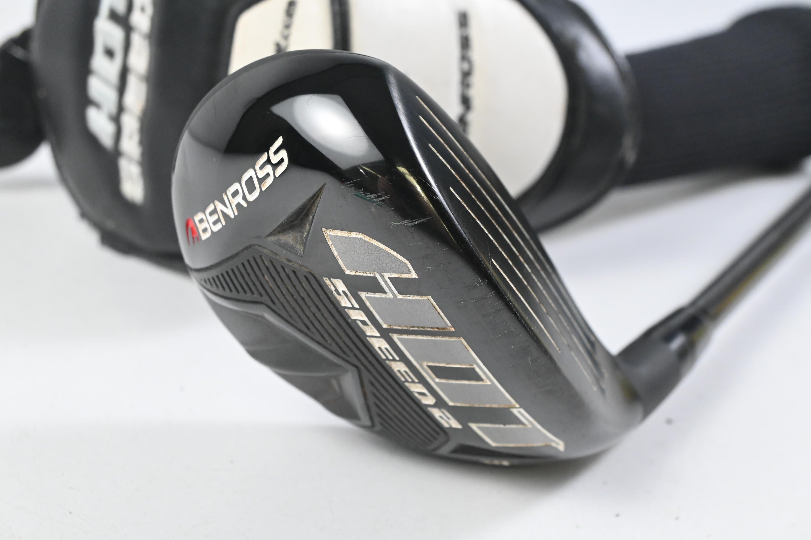 Benross Hot Speed 2 #2 Hybrid / 19 Degree / Regular Flex Aldila Trinity 85 Shaft