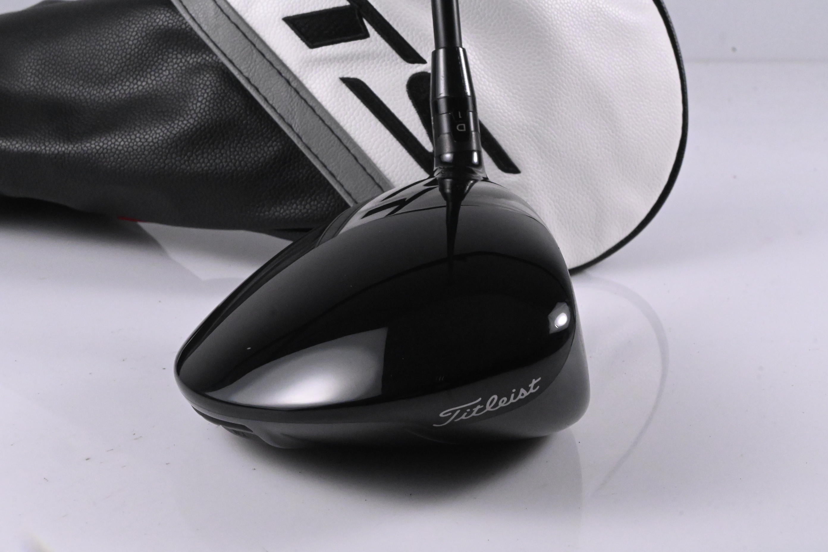 Titleist TSR3 Driver / 10 Degree / Stiff Flex HZRDUS CB Red 50 Shaft