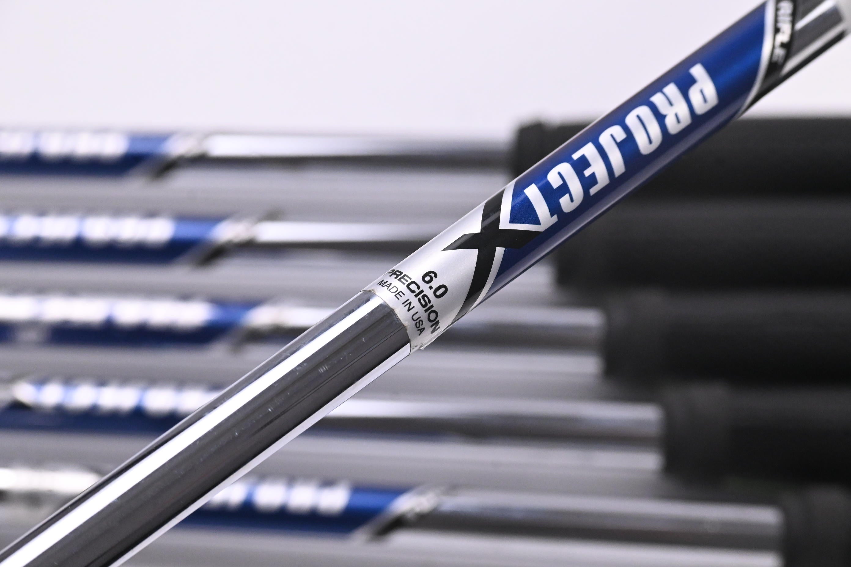 Mizuno Pro 225 Irons / 5-PW / Stiff Flex Project X Steel Shafts