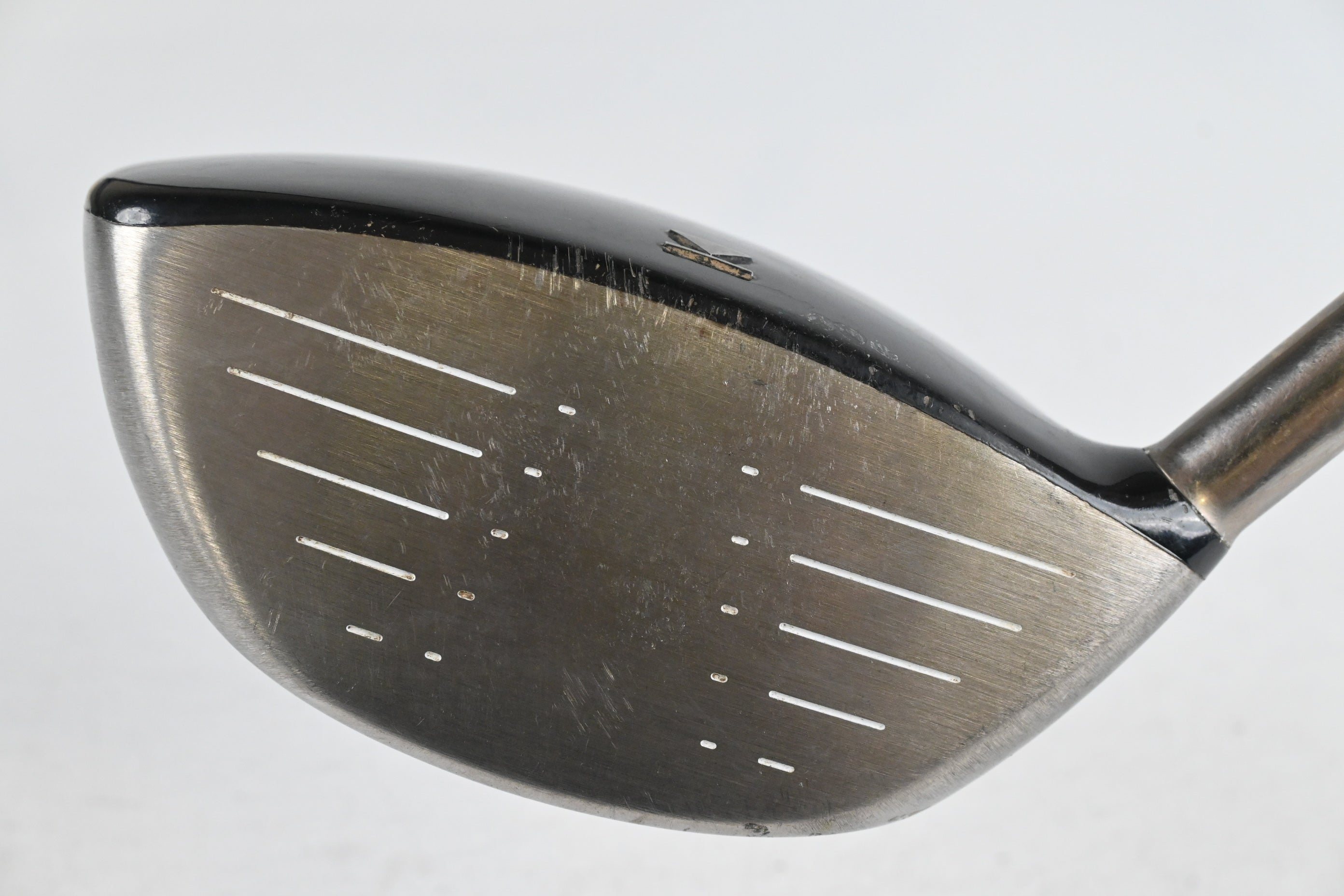 Titleist 907 D1 Driver / 10.5 Degree / Regular Flex Aldila 67 Shaft