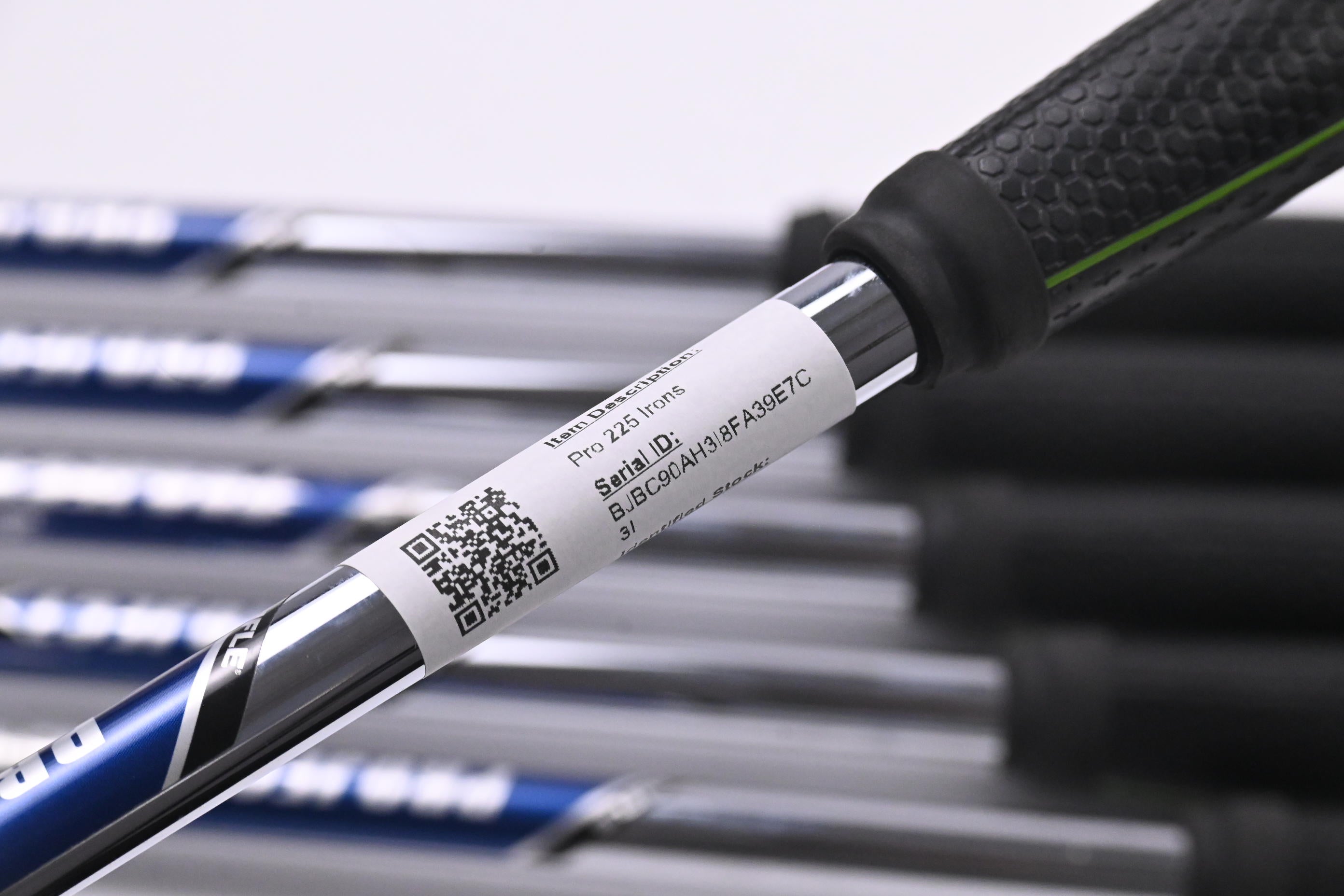 Mizuno Pro 225 Irons / 5-PW / Stiff Flex Project X Steel Shafts